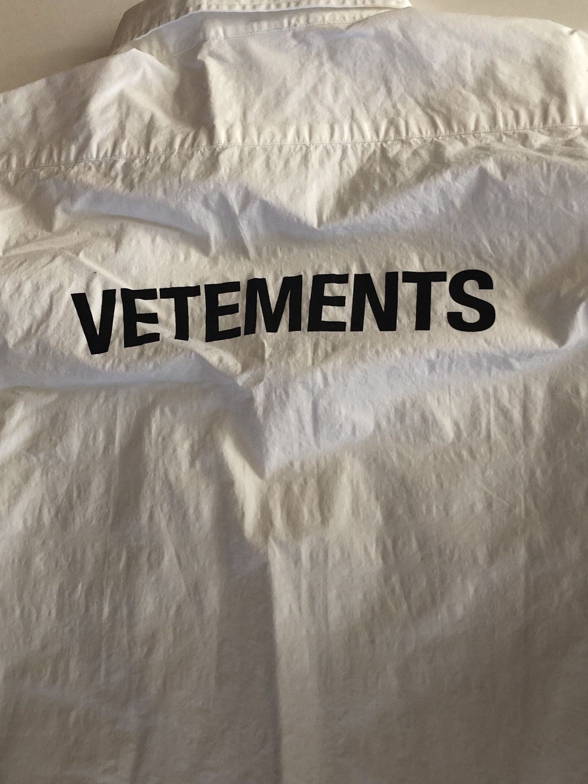 Vetements Oversized Vetements Logo shirt Size US XS / EU 42 / 0 - 3 Thumbnail