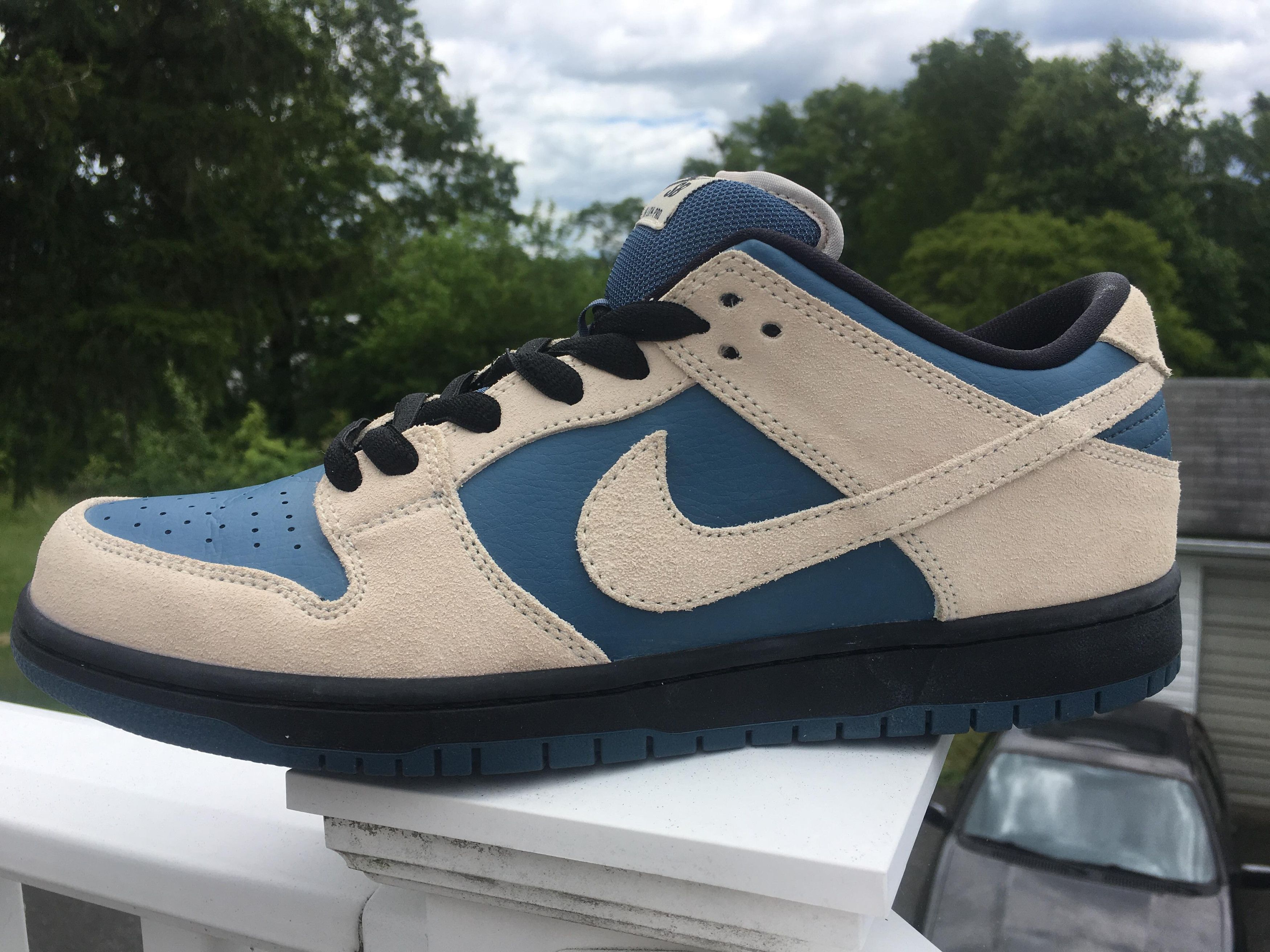 Nike Nike SB Dunk Low Light Cream Thunderstorm | Grailed