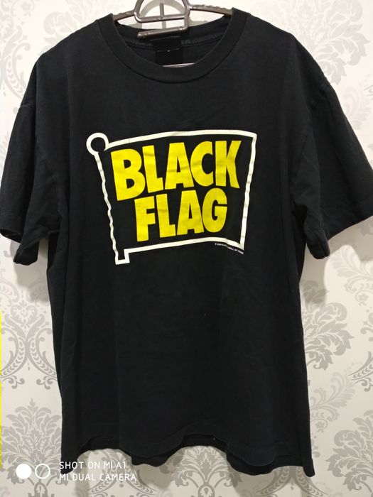 Black Flag BLACK FLAG band t-shirt copyright 2006 by Wall Of Fame | Grailed