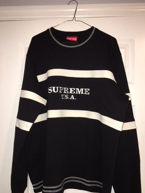 Center Stripe CrewNeck