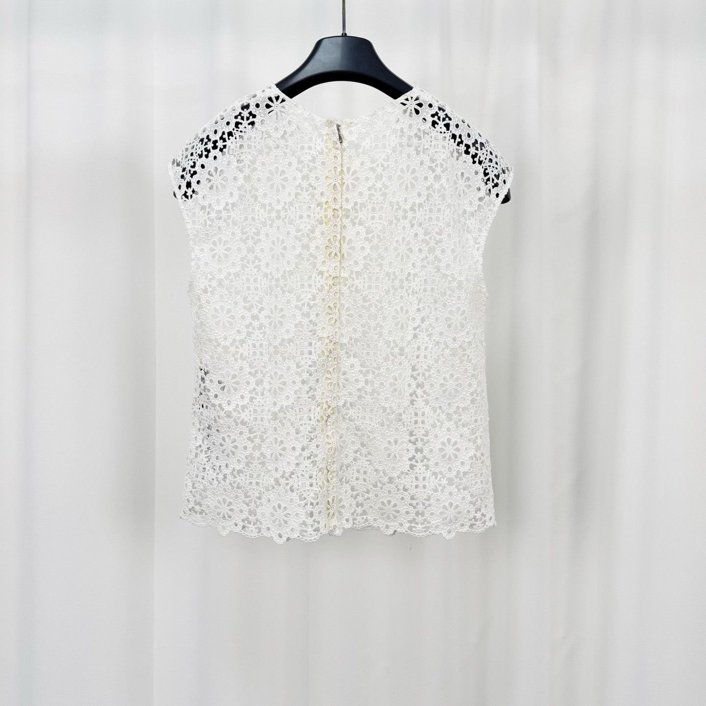 Dolce & Gabbana Dolce&Gabbana Floral Lace Blouse Size S / US 4 / IT 40 - 2 Thumbnail