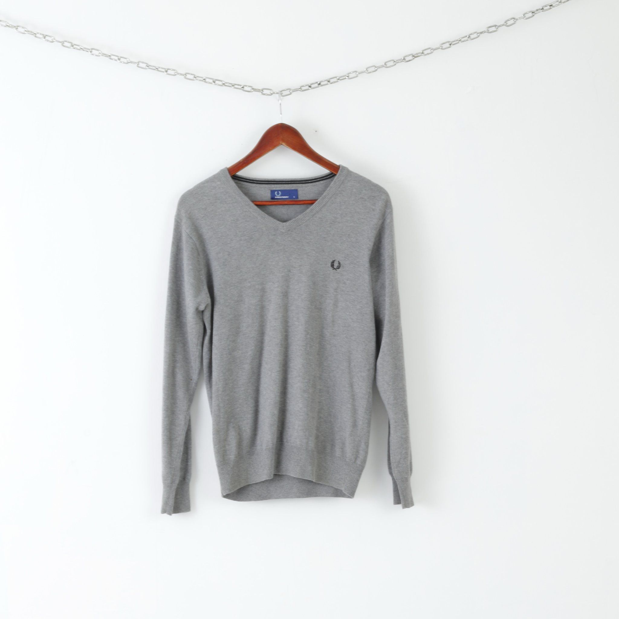 Fred Perry Fred Perry Mens S Jumper Grey Cotton V Neck Plain Sweater Size US S / EU 44-46 / 1 - 1 Thumbnail