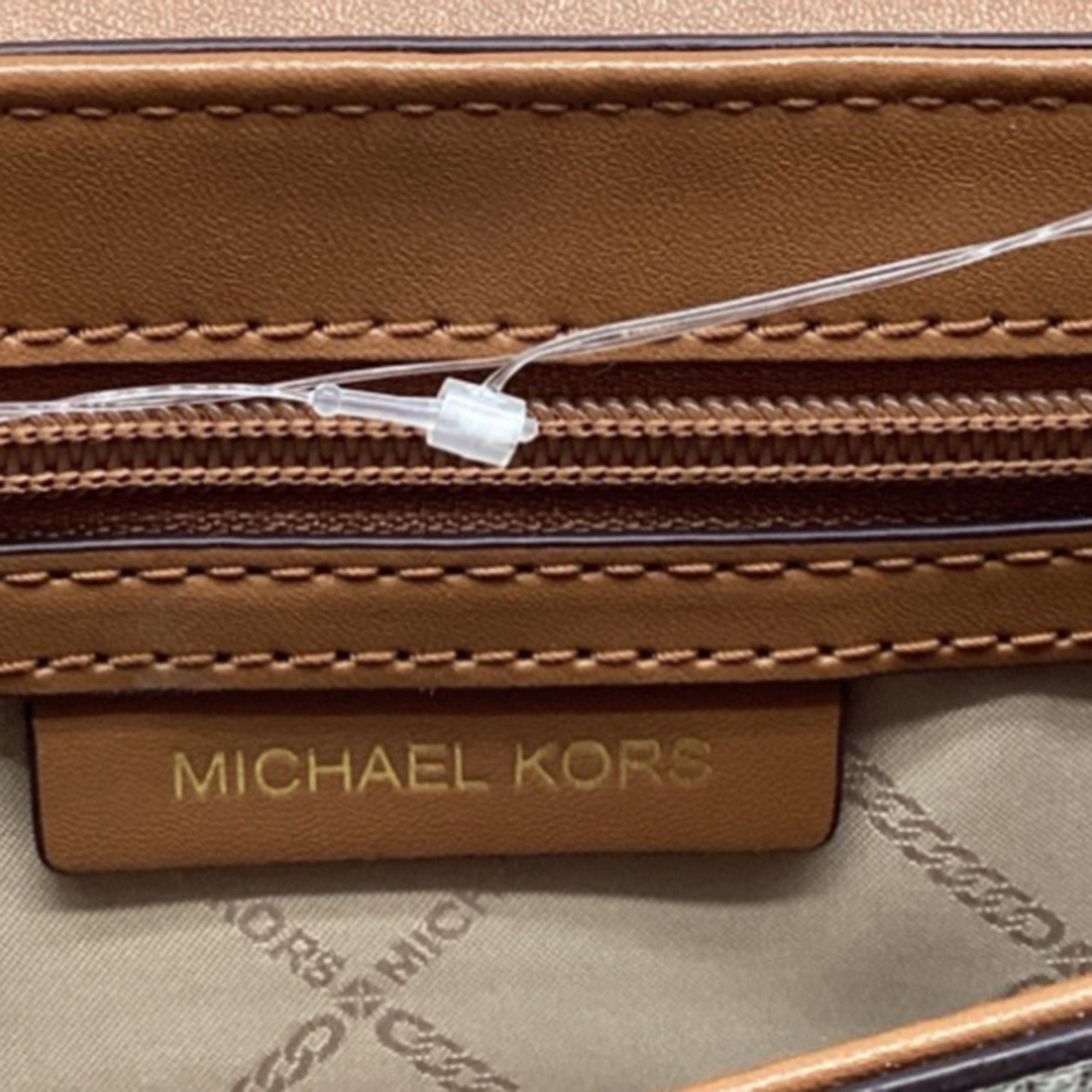 Michael Kors Michael Kors Small Bradshaw Convertible Bag in Multicolor Ca Size ONE SIZE - 10 Thumbnail