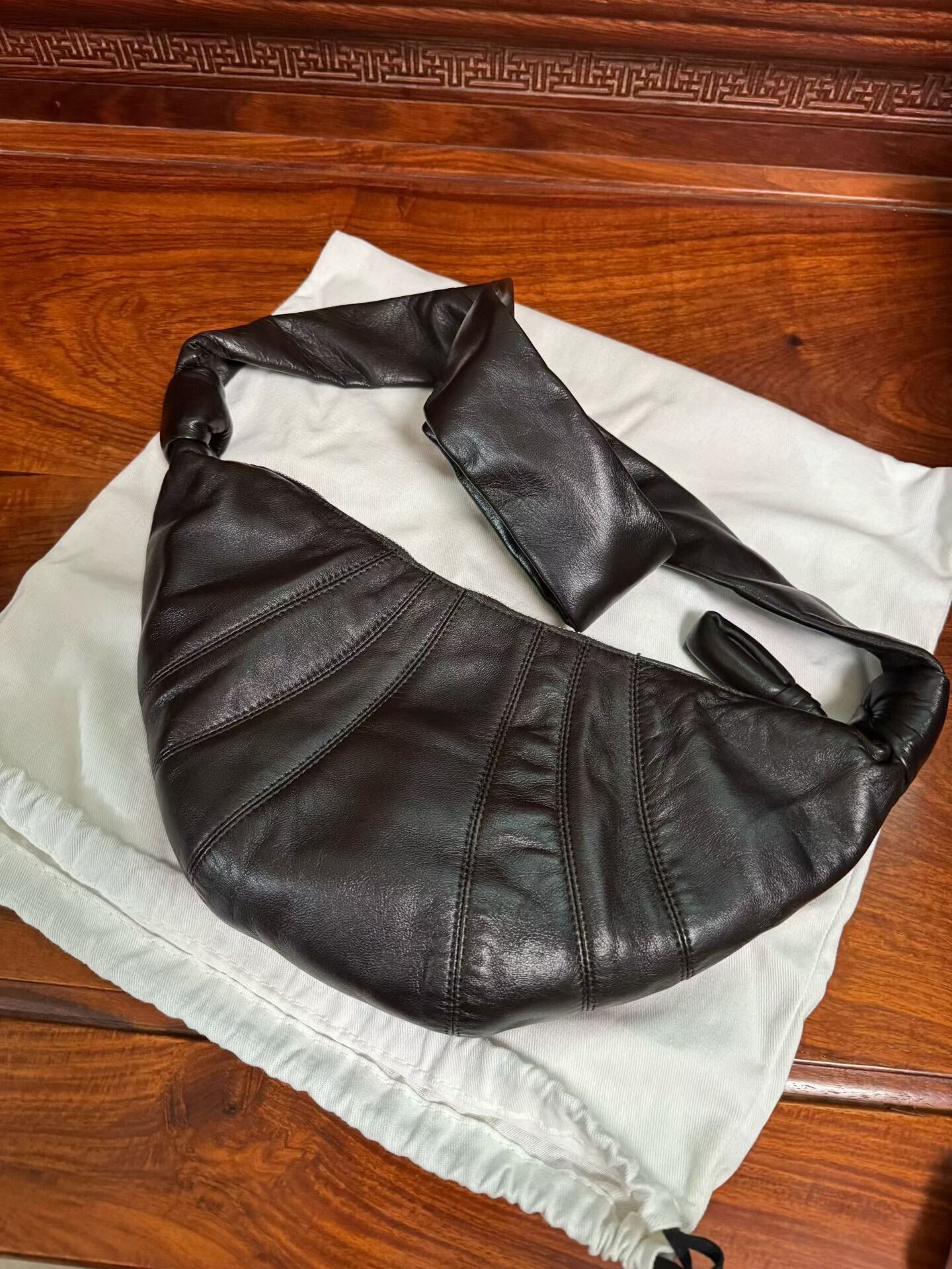 Lemaire Lemaire Small Croissant Dark Chocolate Size ONE SIZE - 3 Thumbnail