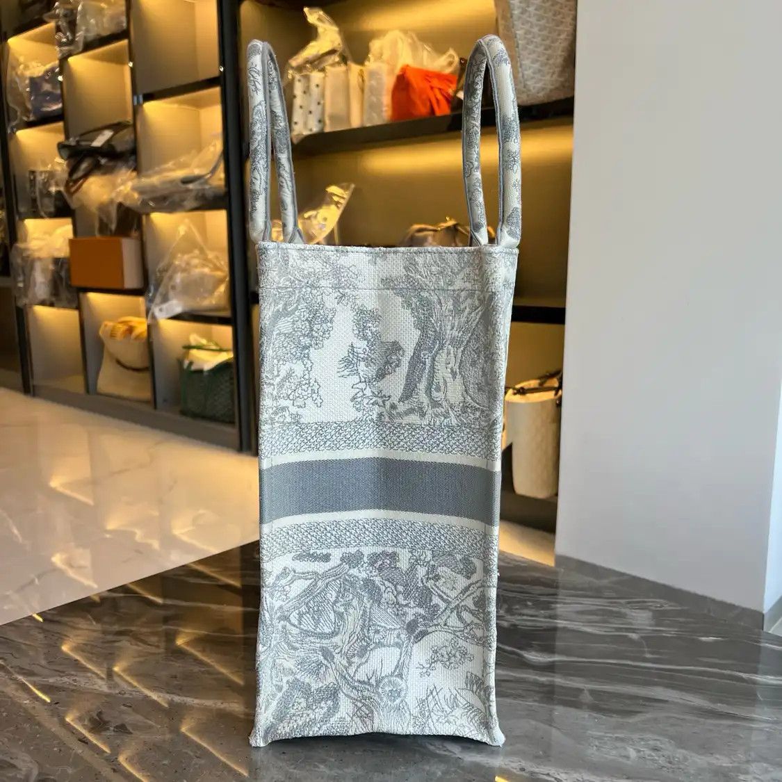 Dior DIOR Book Tote Large grey fabric embroidery handbag Size ONE SIZE - 2 Thumbnail