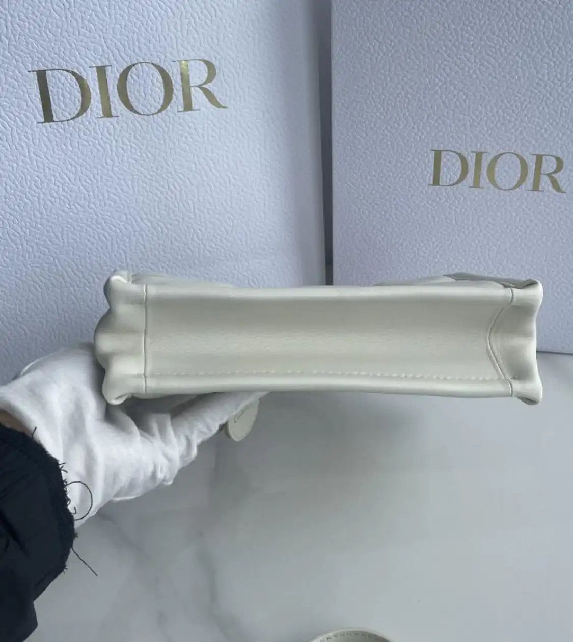 Dior DIOR Book Tote mini white cowhide leather rattan plaid quilted crossbody bag gol Size ONE SIZE - 5 Thumbnail
