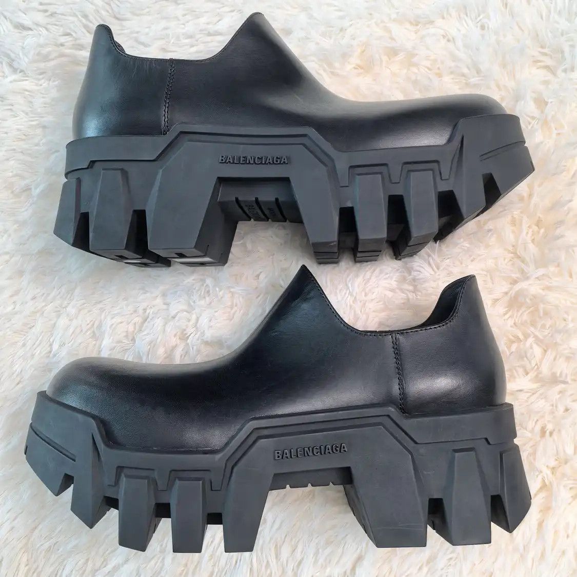Balenciaga BALENCIAGA black leather Men's ankle boots 43 Size US 10 / EU 43 - 4 Thumbnail