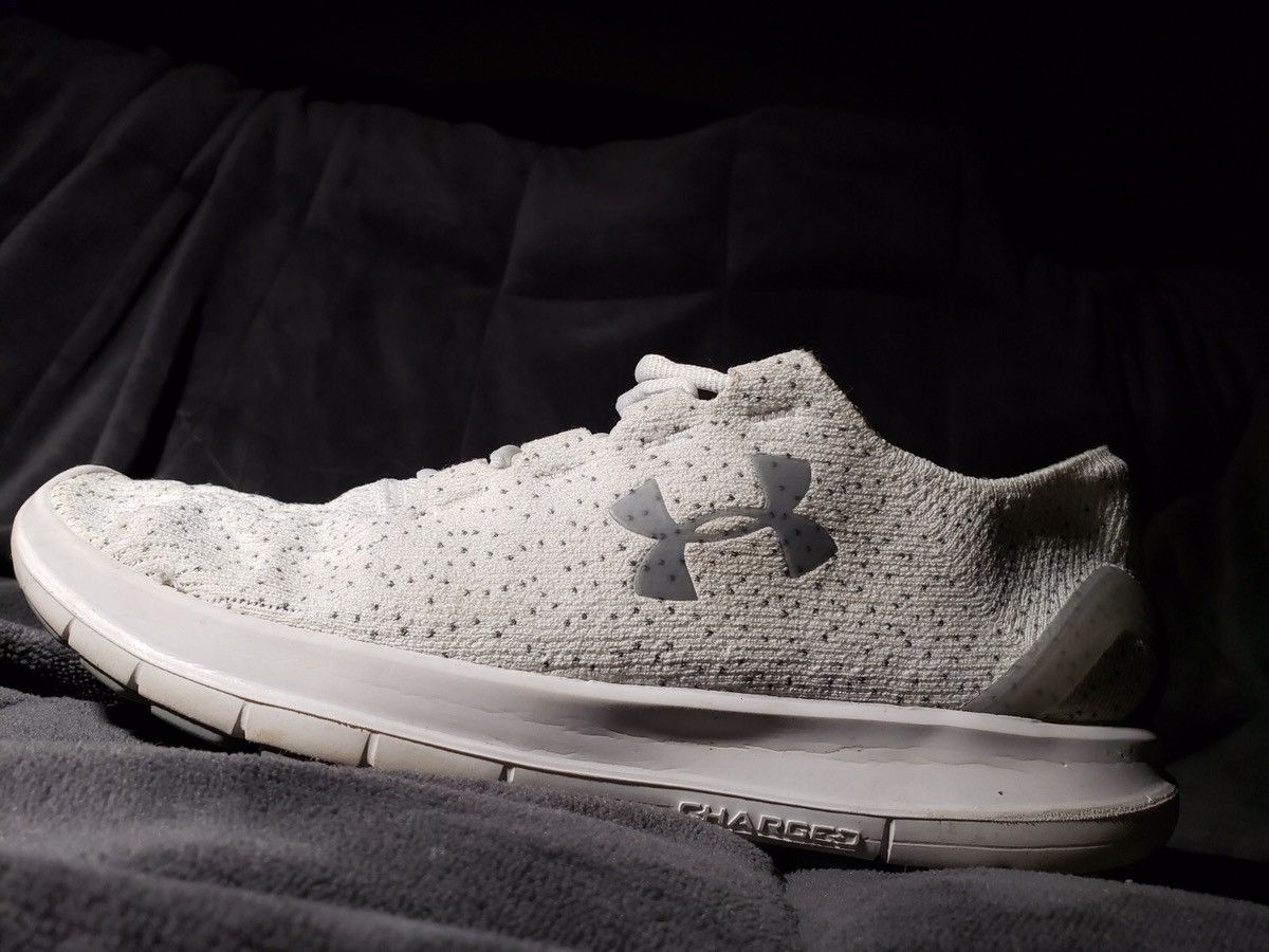Under Armor Speedform Slingride Footwear