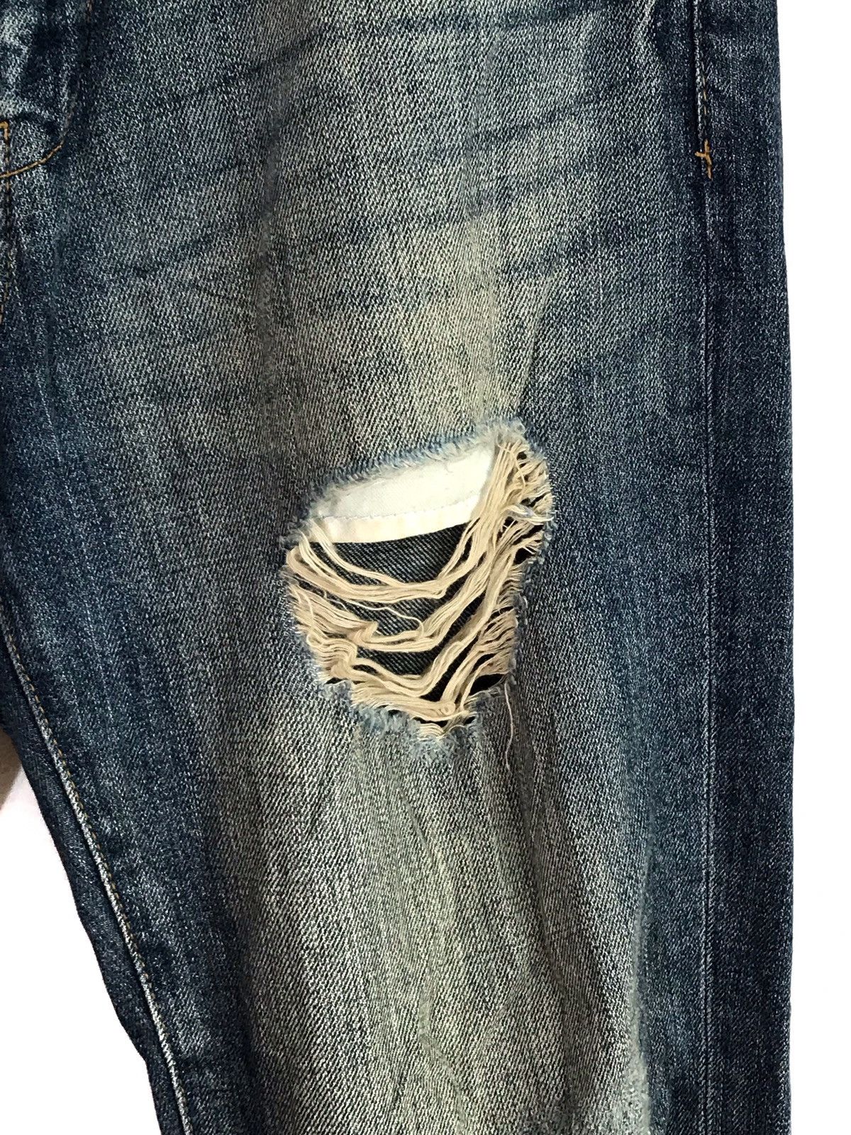 Japanese Brand Majestic Legion Distressed Rips Faded Skinny Jeans Size US 31 - 9 Thumbnail