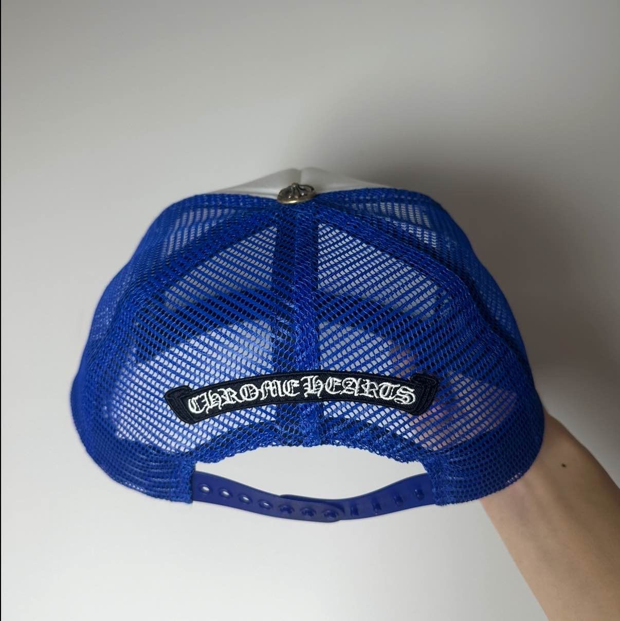Chrome Hearts Chrome Hearts Graphic Trucker Cap Size OS Size ONE SIZE - 2 Thumbnail