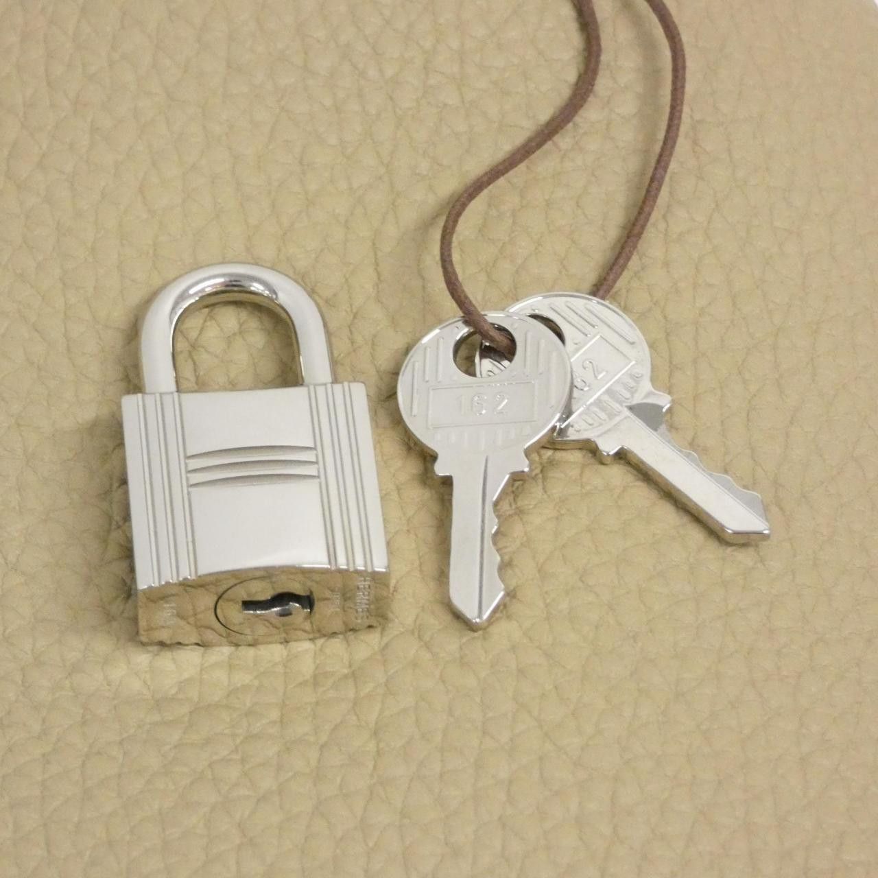 Hermes Hermes Hermes Picotin Lock PM Taurillon Clemence Bag Leather Handbag Z DUTY FREE for USA Size ONE SIZE - 4 Thumbnail