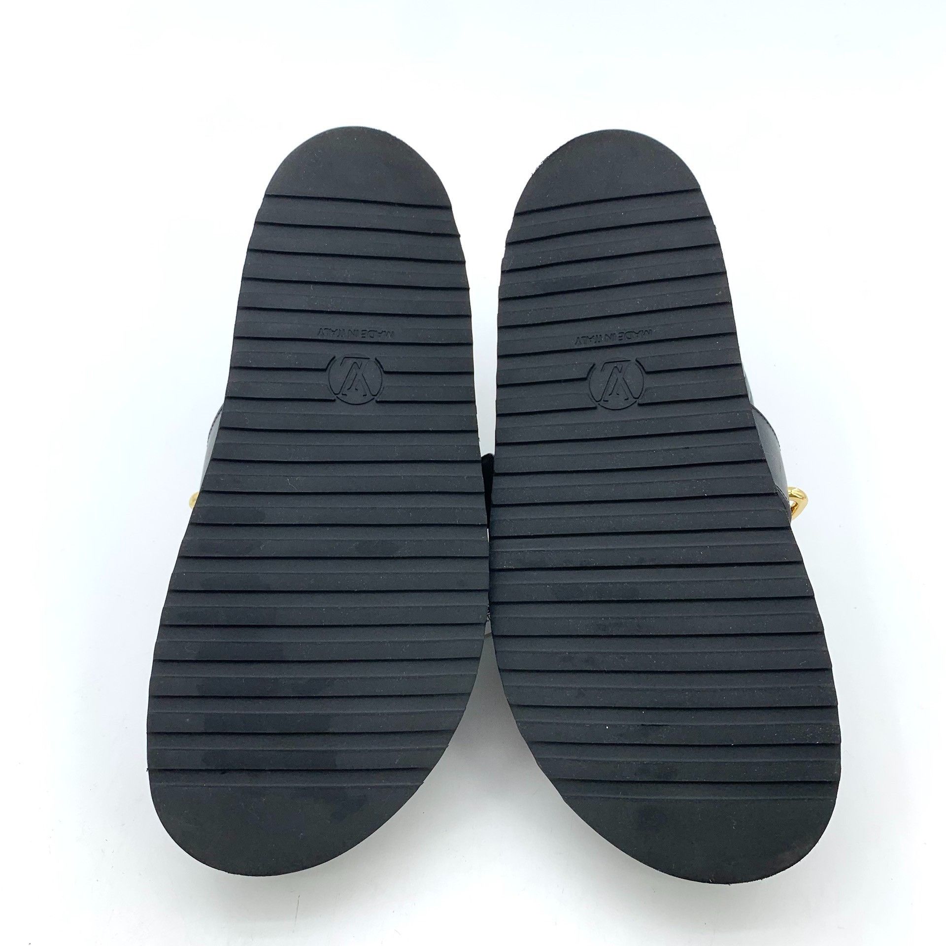Louis Vuitton Louis Vuitton Black Chain Flat Mules Size US 7 / IT 37 - 5 Thumbnail