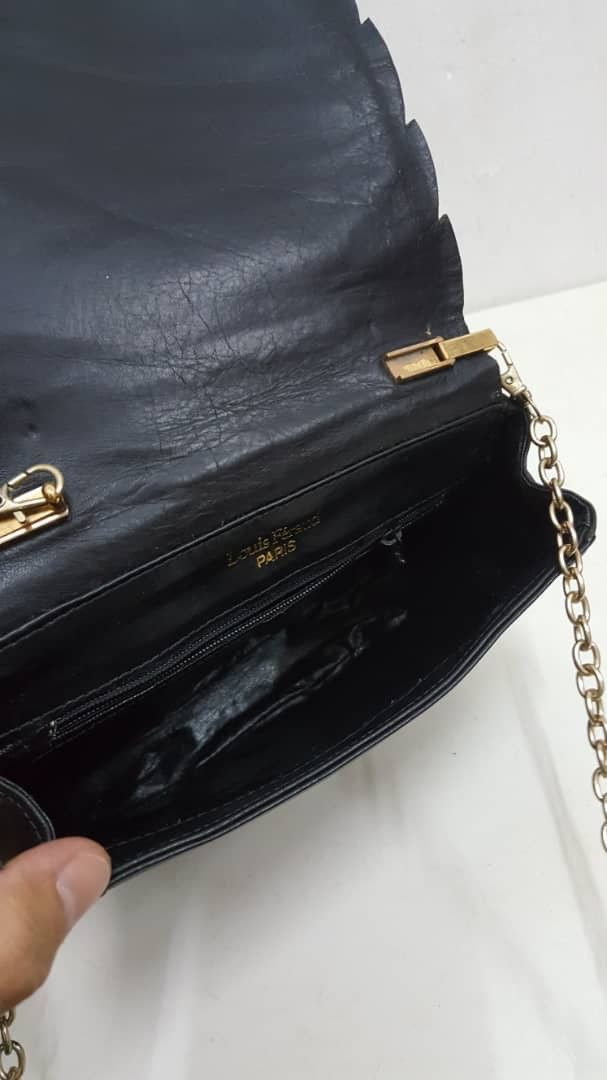 Louis Feraud ⚡️⚡️FAST SALE💥💥Authentic LOUIS FERAUD Paris Slingbag Size ONE SIZE - 8 Thumbnail