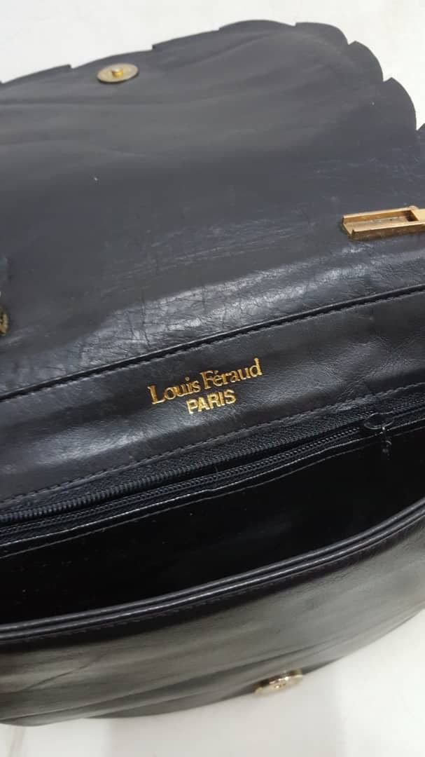 Louis Feraud ⚡️⚡️FAST SALE💥💥Authentic LOUIS FERAUD Paris Slingbag Size ONE SIZE - 9 Thumbnail