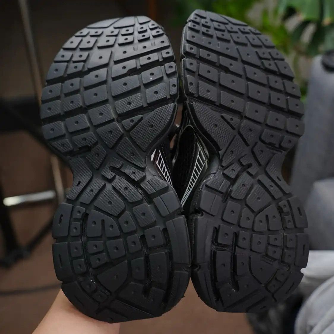 Balenciaga BALENCIAGA black fabric Women's casual sneakers 38 Size US 8 / IT 38 - 9 Thumbnail