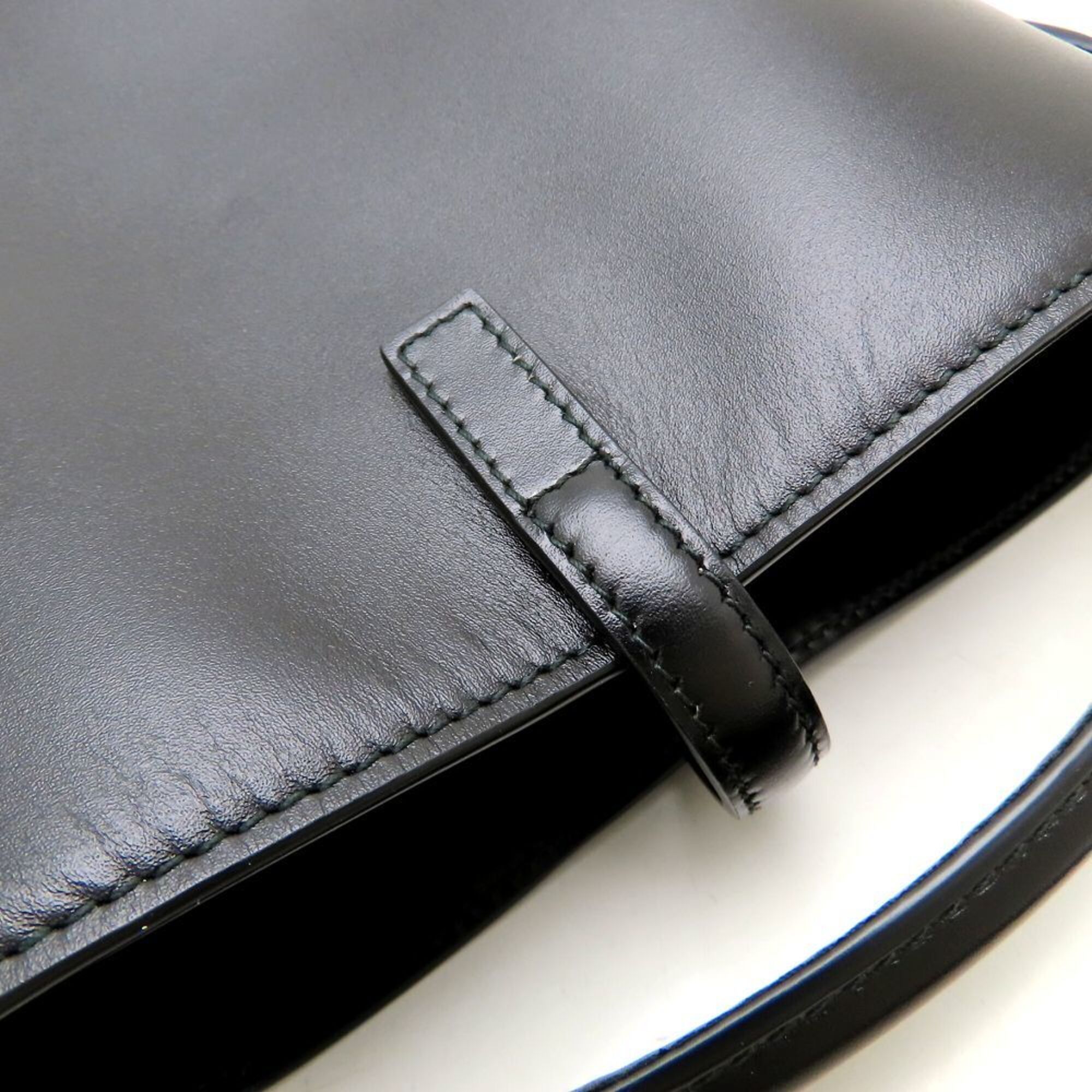 Yves Saint Laurent YVES SAINT LAURENT LE 37 Mini Shoulder Bag BRS765870 Shiny Leather Black Women's 353337 Size ONE SIZE - 8 Thumbnail