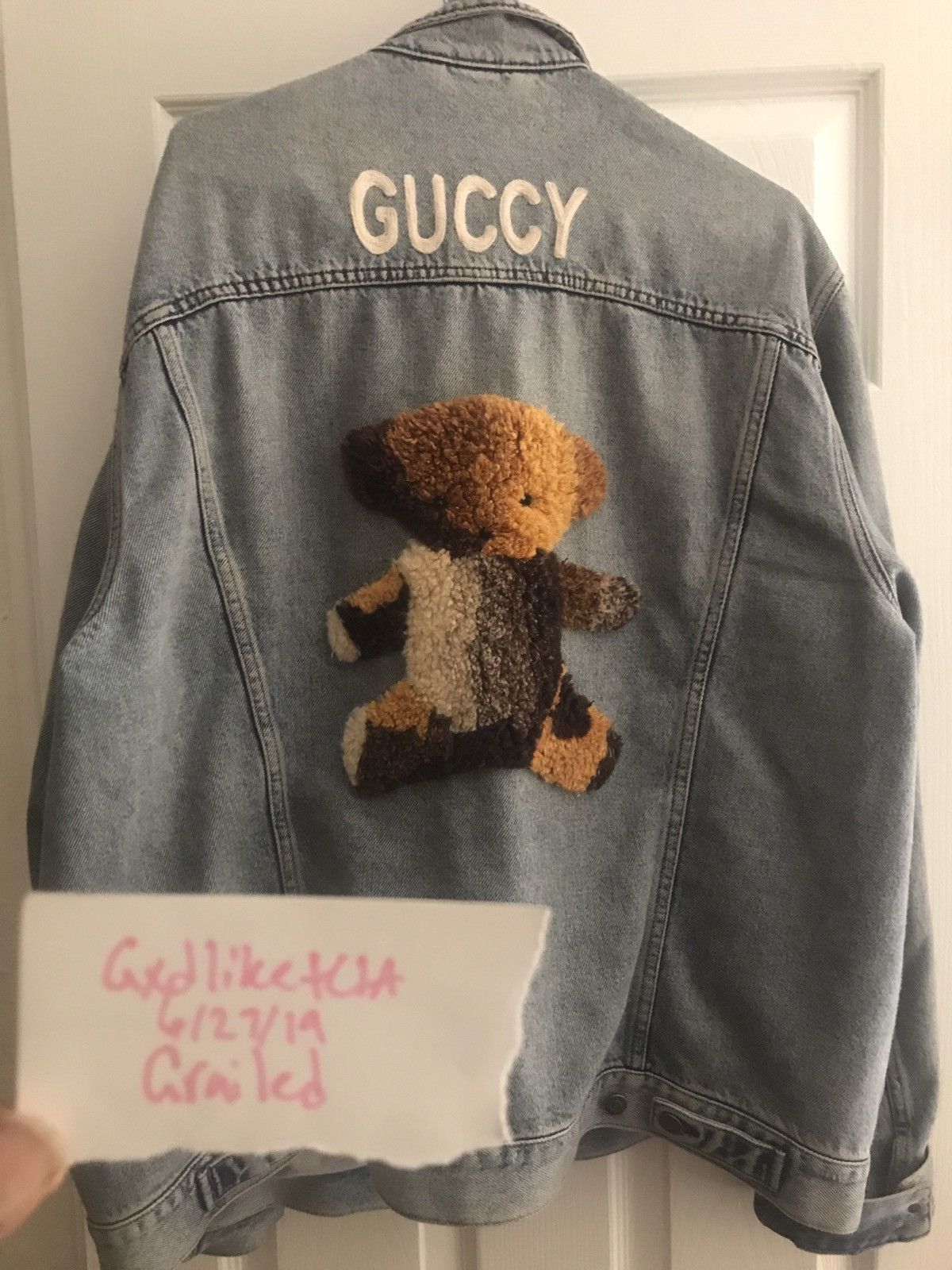 Skrivemaskine Blæse afbalanceret Gucci Gucci “Guccy” bear denim jacket | Grailed