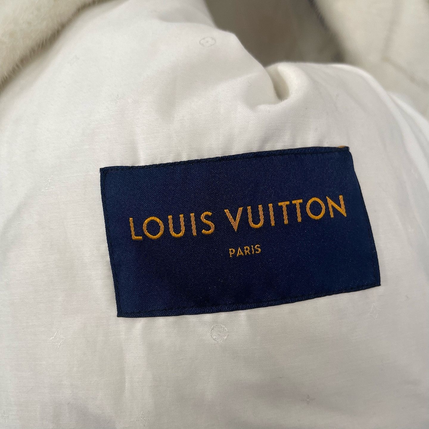 Louis Vuitton Louis Vuitton Mink Fur Jacket Size M Size US M / EU 48-50 / 2 - 4 Thumbnail
