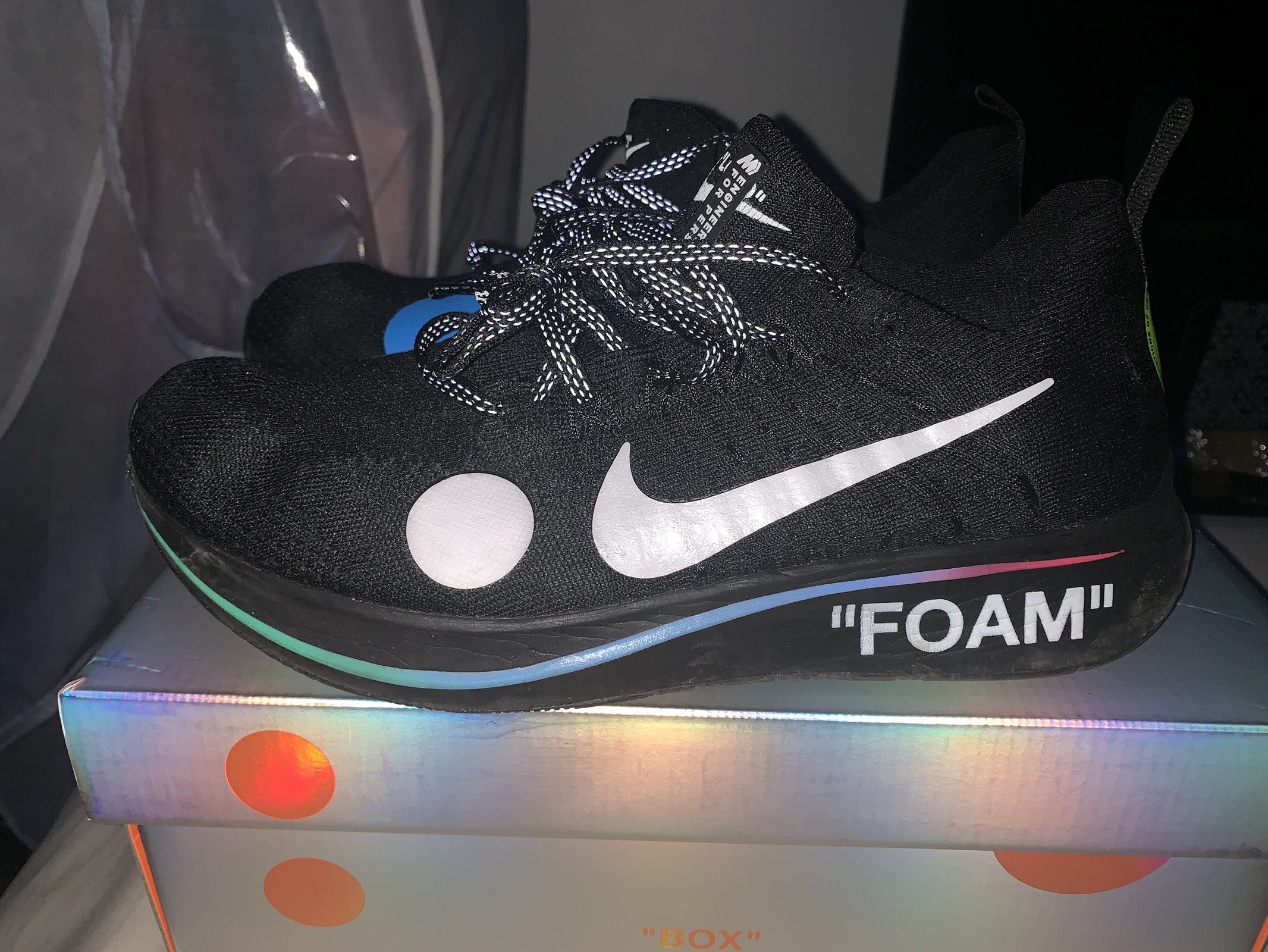 nike off white foams