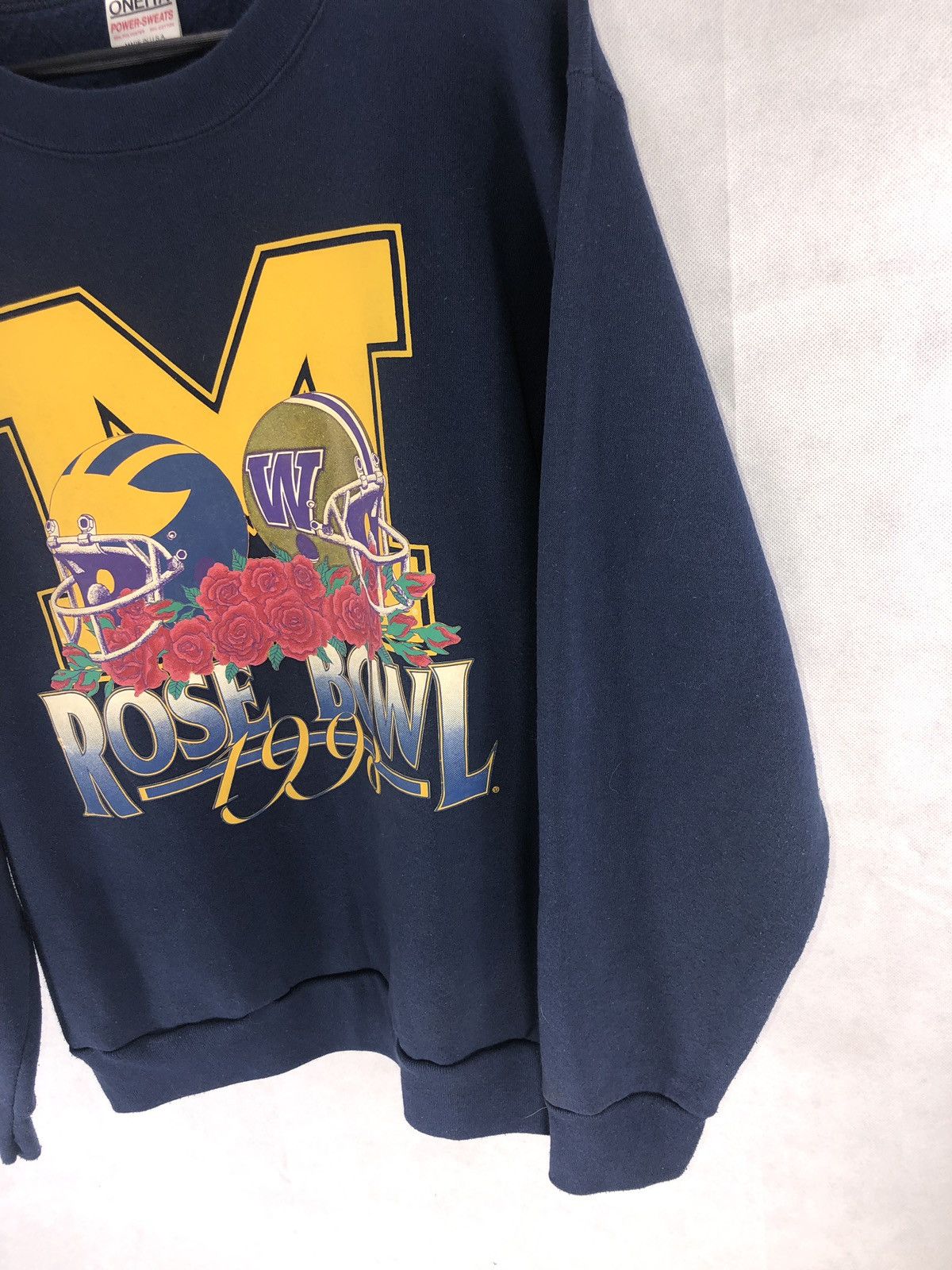 Vintage Vintage Michigan Wolverines Rose Bowl Crewneck Sweater 90s Size US L / EU 52-54 / 3 - 3 Thumbnail