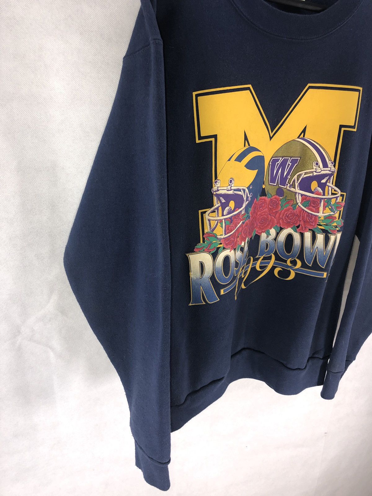 Vintage Vintage Michigan Wolverines Rose Bowl Crewneck Sweater 90s Size US L / EU 52-54 / 3 - 4 Thumbnail