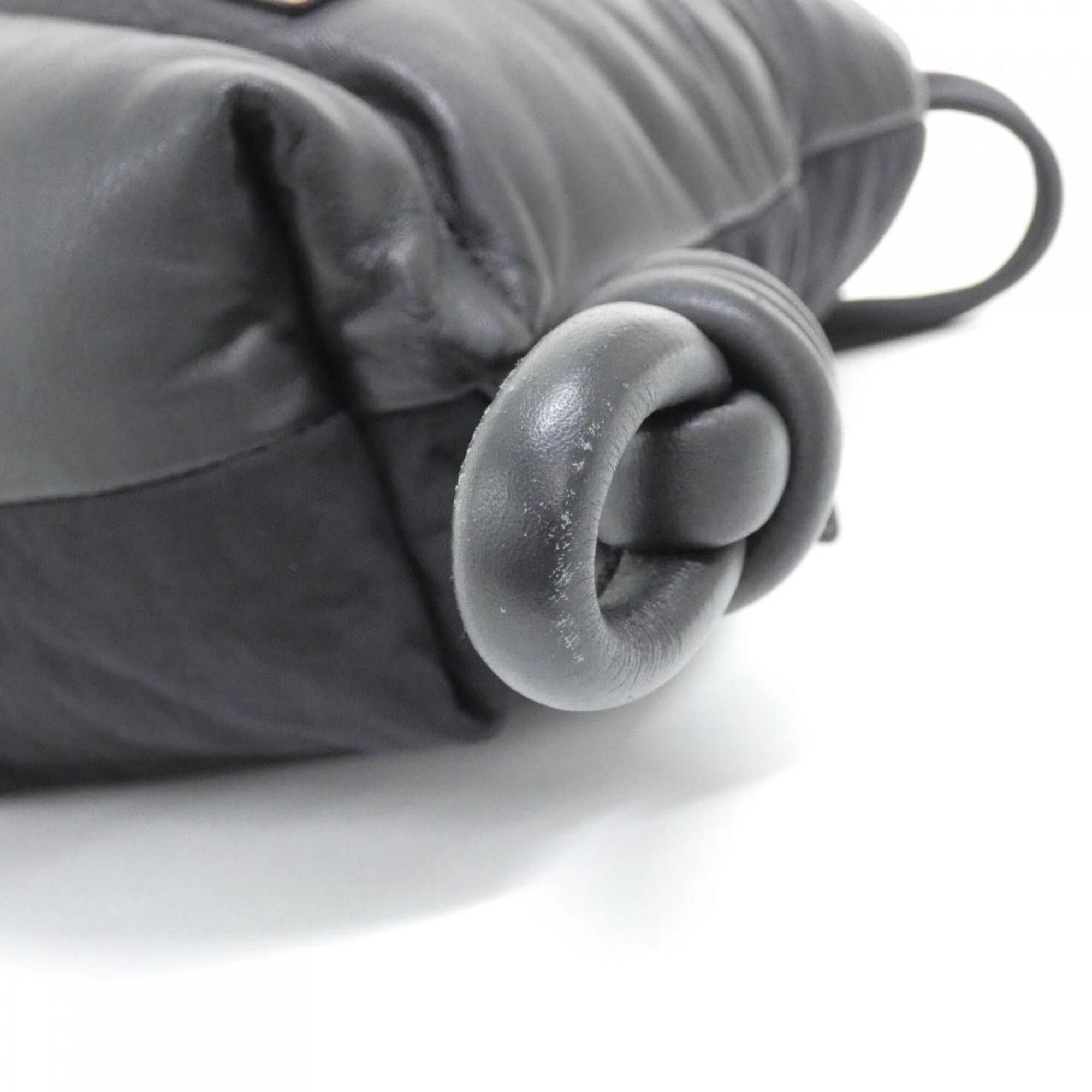 Loewe Yago Puffy Backpack 335 73 Loewe Loewe Yago Puffy Backpack Y 335 73 Z55 Rucksack | Grailed main image 4