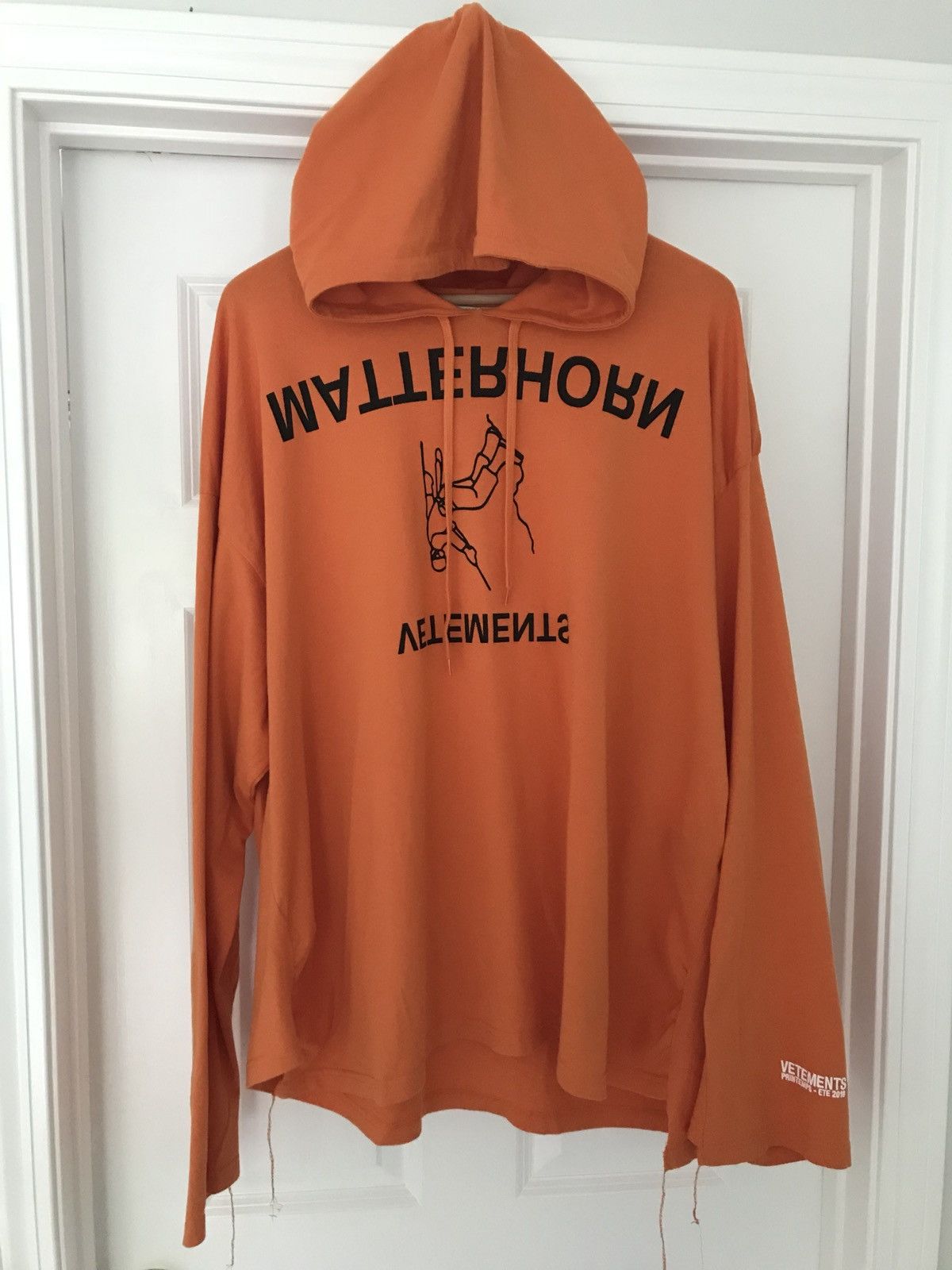 Vetements matterhorn hoodie top