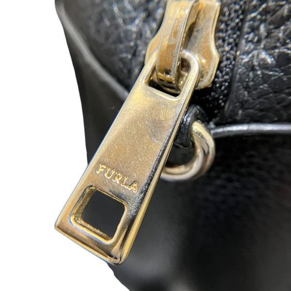 Furla Furla Furla Avril Leather Shoulder Bag Leather Shoulder Bag DUTY FREE for USA Size ONE SIZE - 9 Thumbnail