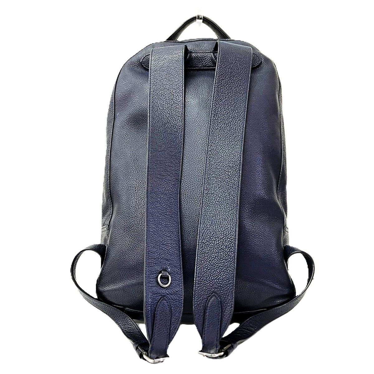backpack for.travel Explorer Expandable Carry-On for Men - Black - Durable Material - Anti-Theft Pocket Test Weight:8LB TEST - 6000 YD predator fish Nike | Bags | away shoulder straps and
