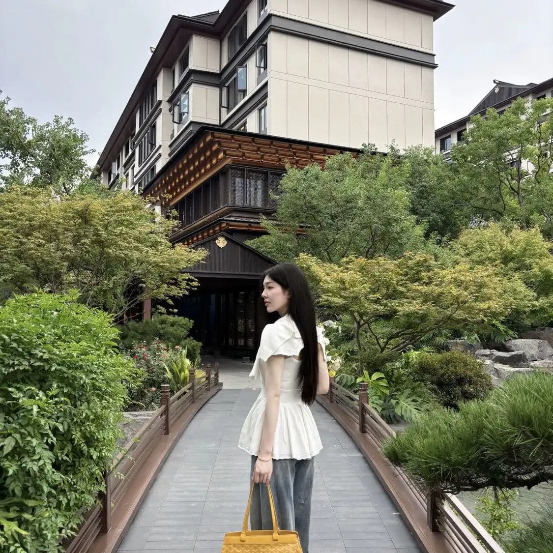 Goyard GOYARD Bellechasse Biaude Small yellow coated canvas print shoulder bag gold har Size ONE SIZE - 6 Thumbnail