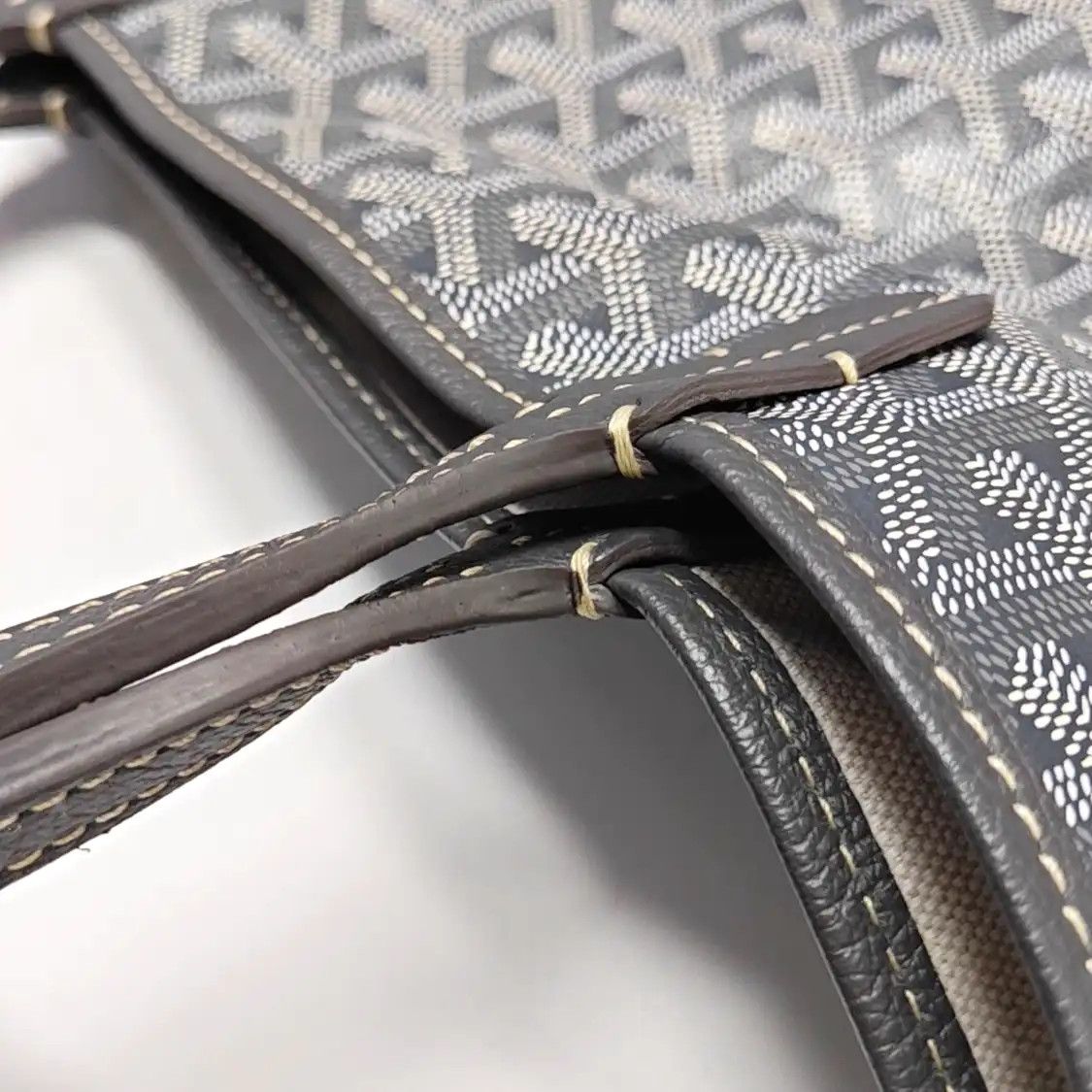 Goyard GOYARD Saint Louis Small grey coated canvas handbag shoulder bag sub-pocket Size ONE SIZE - 9 Thumbnail