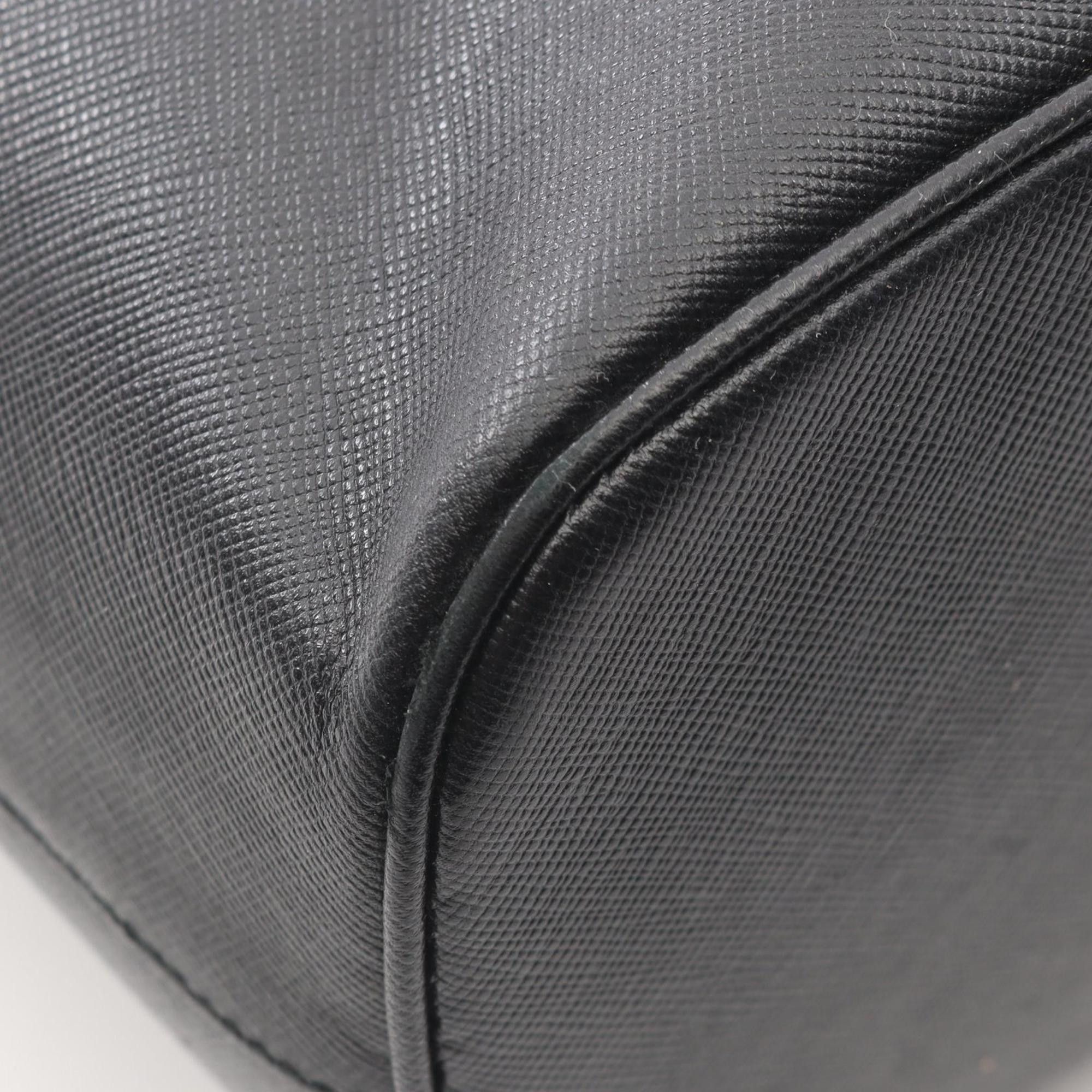 Salvatore Ferragamo Salvatore Ferragamo Gancini Tote Bag, Leather, Women's, Black, Size 21, 9260 Size ONE SIZE - 7 Thumbnail