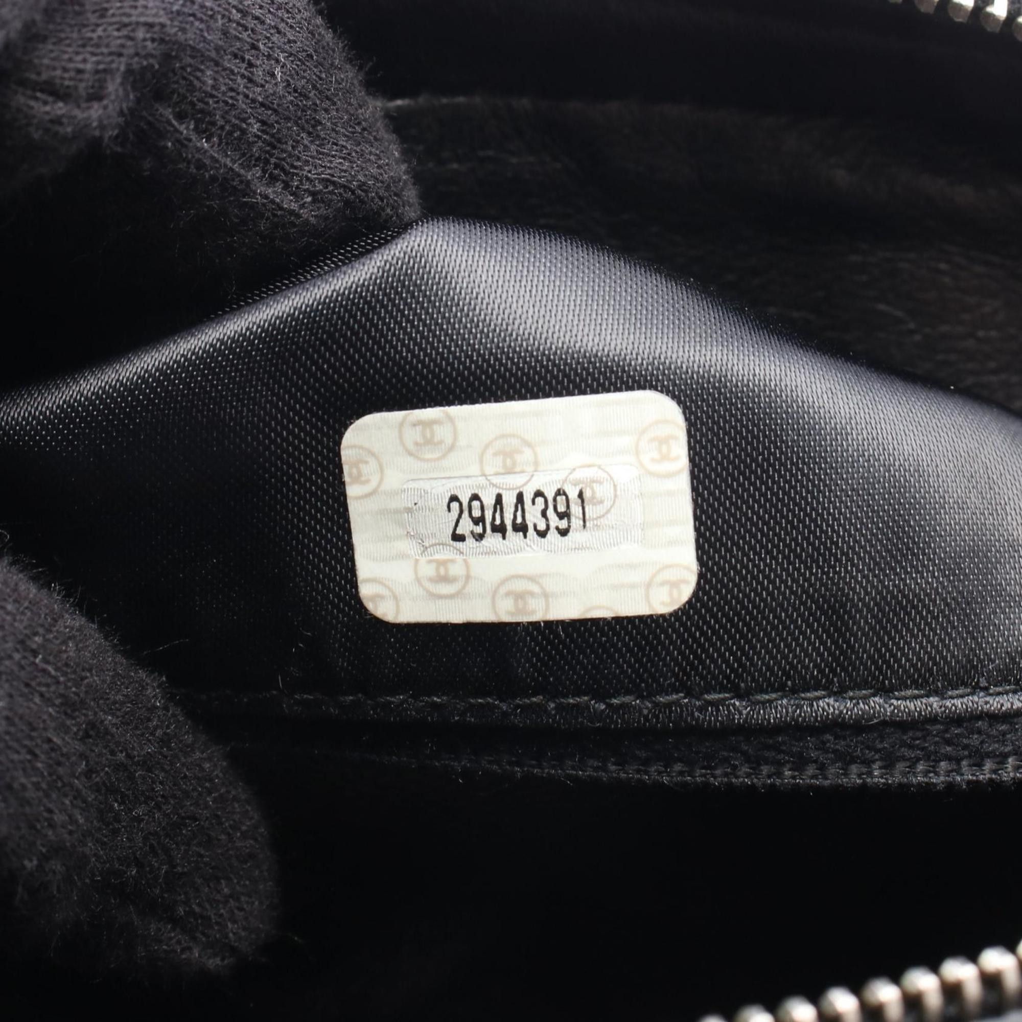 Chanel CHANEL Matelasse Coco Ball Shoulder Bag in Calfskin Leather (Cowhide) for Women, Black Size ONE SIZE - 5 Thumbnail