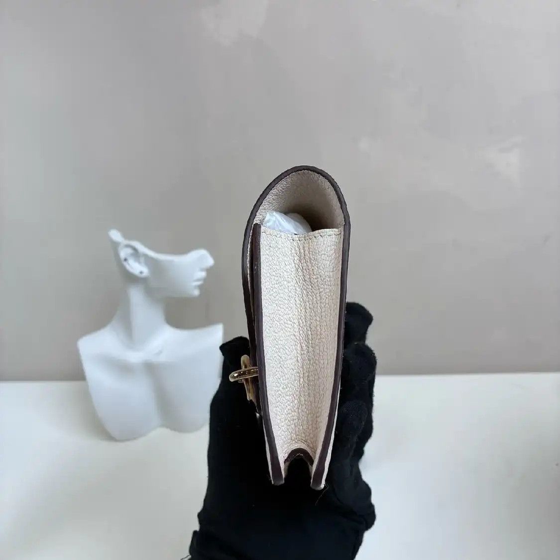 Hermes Hermes Roulis White Evercolor cowhide leather Roulis clutch gold hardware U Size ONE SIZE - 3 Thumbnail