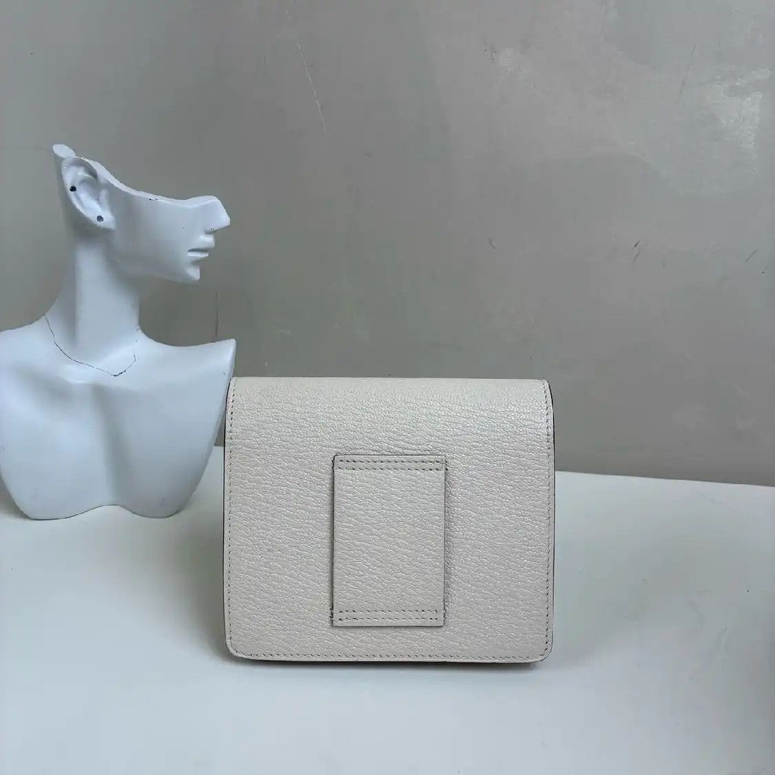Hermes Hermes Roulis White Evercolor cowhide leather Roulis clutch gold hardware U Size ONE SIZE - 4 Thumbnail