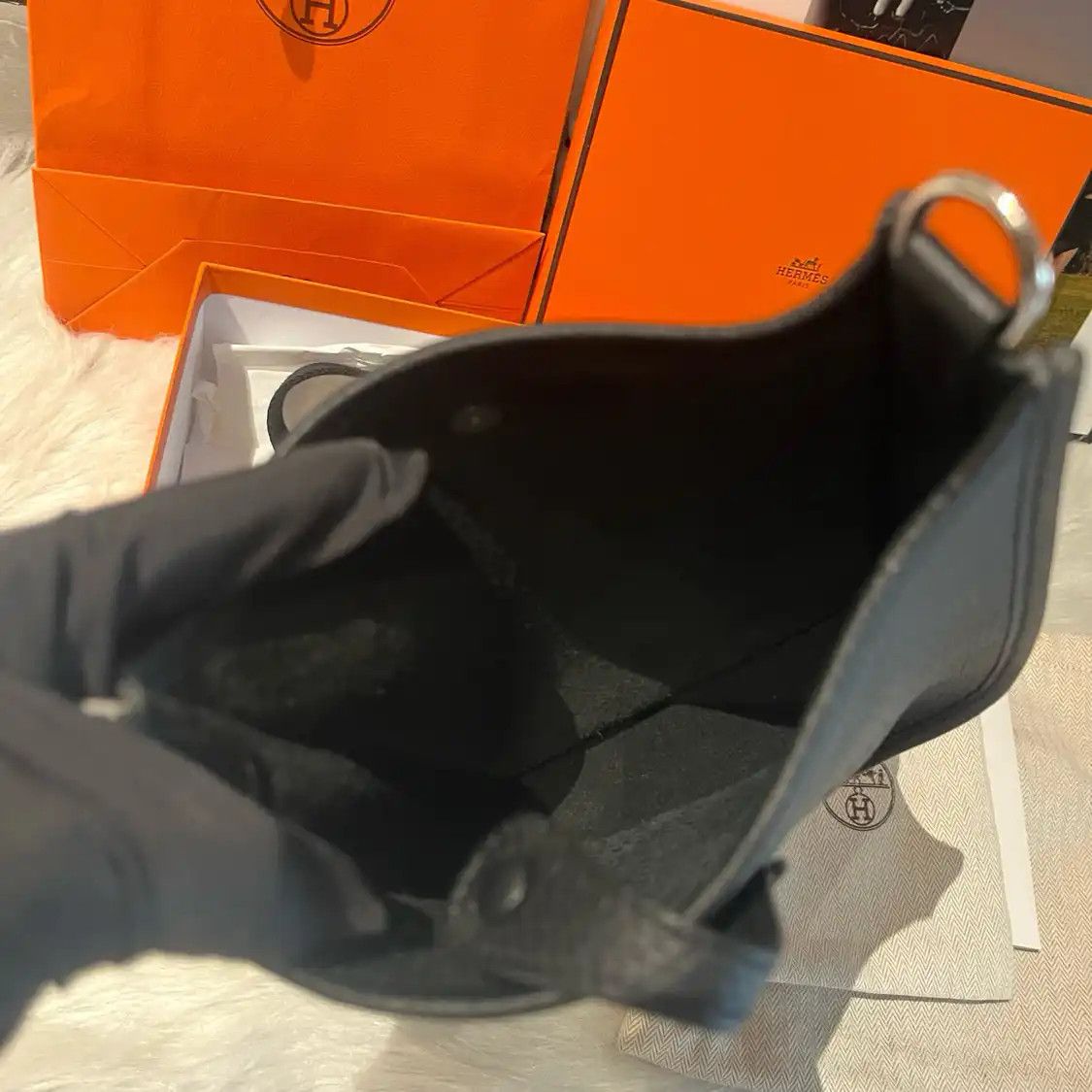 Hermes Hermes Evelyne mini black Clemence cowhide leather cutout Evelyne shoulder bag g Size ONE SIZE - 6 Thumbnail