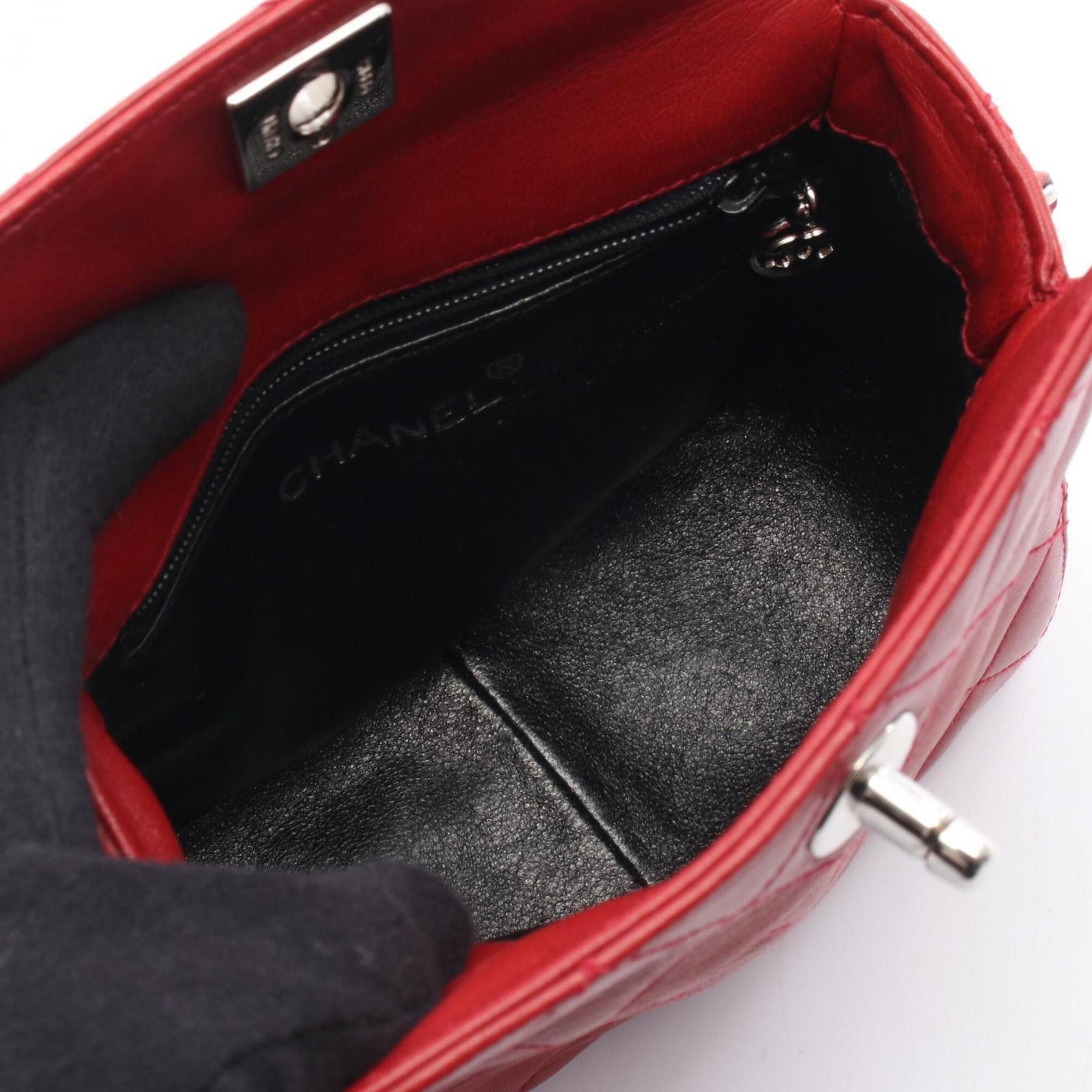 Chanel Chanel Matelassé Handbag, Lambskin Leather, Women's, Red Size ONE SIZE - 3 Thumbnail