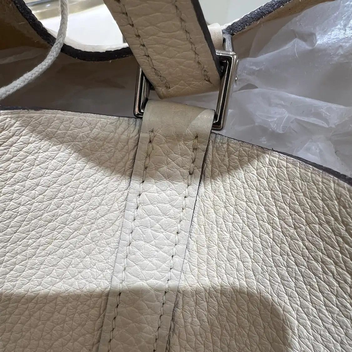 Hermes Hermes Picotin Lock 18 Craie Clemence cowhide leather picotin handbag silver har Size ONE SIZE - 7 Thumbnail