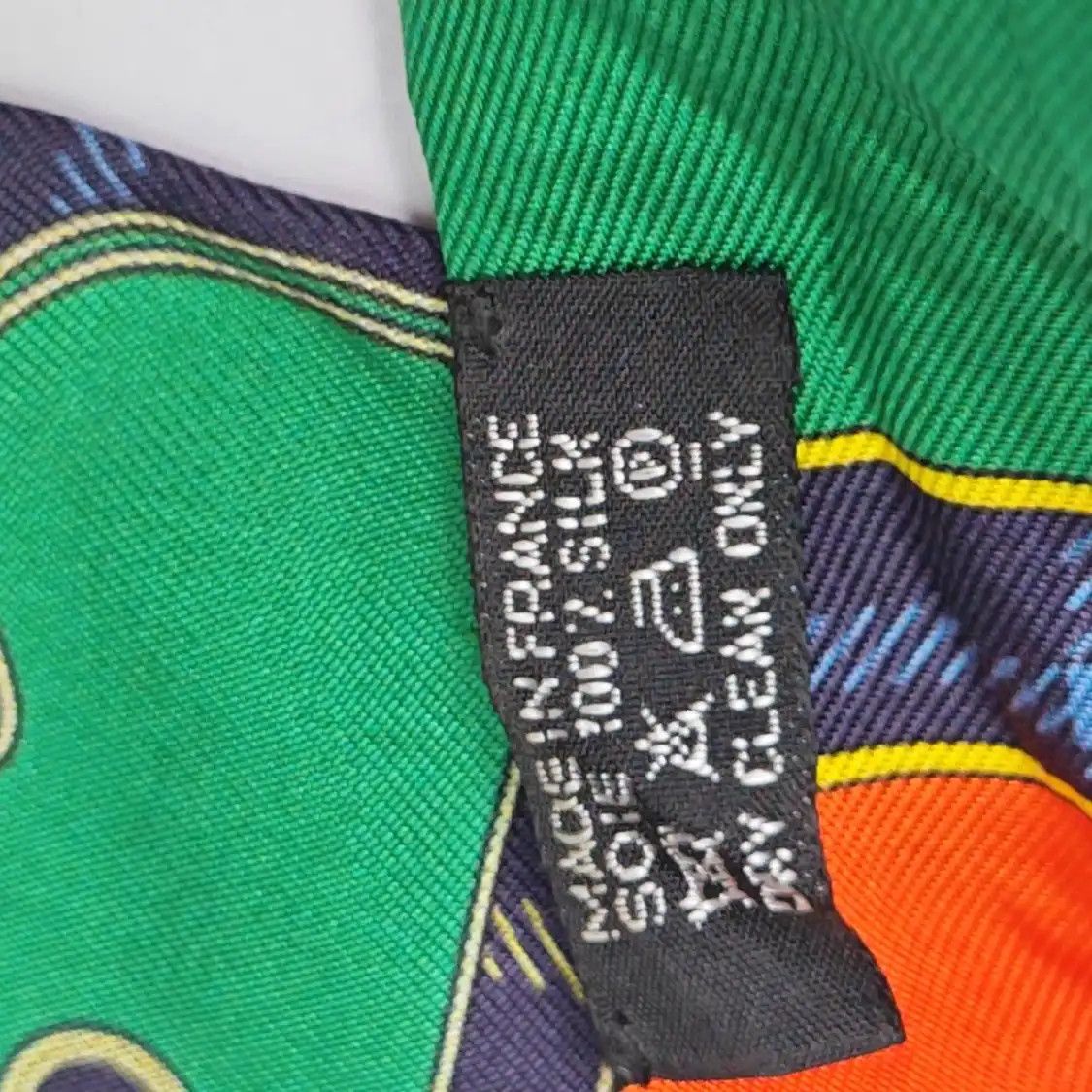 Hermes headband/ neckband multi-color mulberry silk scarf display picture 1