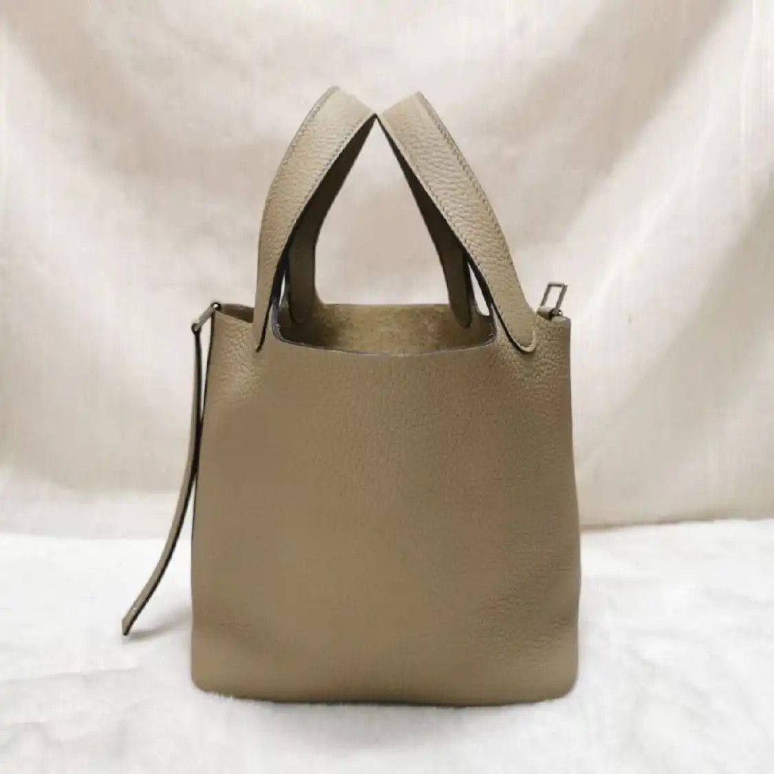 Hermes Hermes Picotin Lock 18 Etoupe Clemence cowhide leather picotin handbag silver ha Size ONE SIZE - 4 Thumbnail