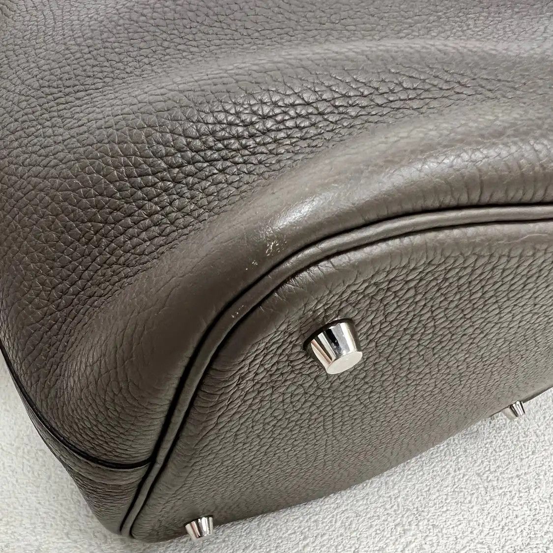Hermes Hermes Picotin Lock 22 Etain Clemence cowhide leather picotin shoulder bag gold Size ONE SIZE - 9 Thumbnail