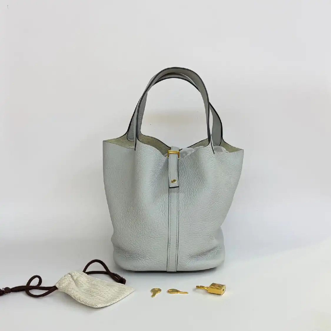 Hermes Hermes Picotin Lock 22 Bleu Brume Clemence cowhide leather picotin handbag silve Size ONE SIZE - 2 Thumbnail