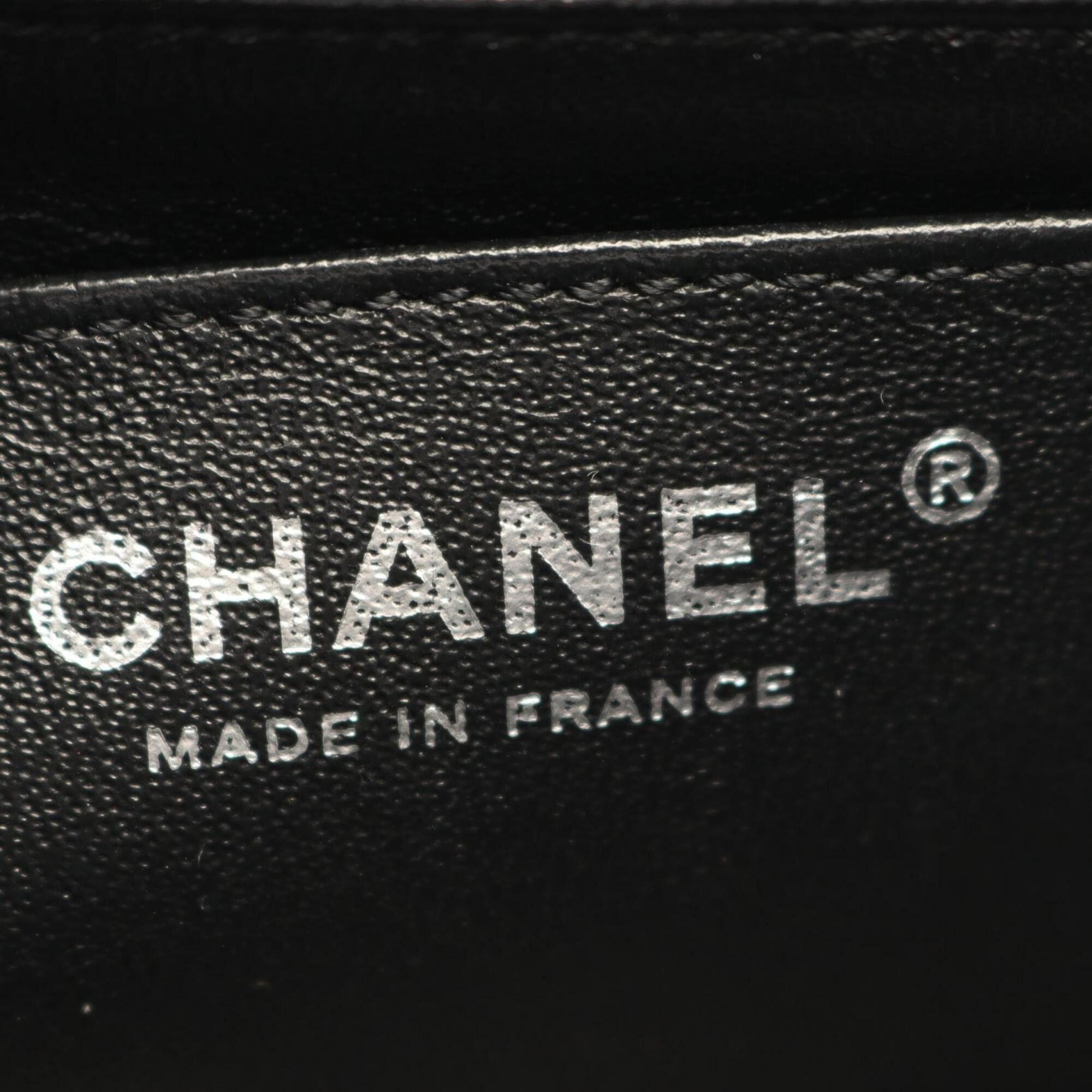 Chanel Chanel 2.55 Mini Matelassé Shoulder Bag/Handbag, Lambskin Leather, Women's, Black Size ONE SIZE - 4 Thumbnail