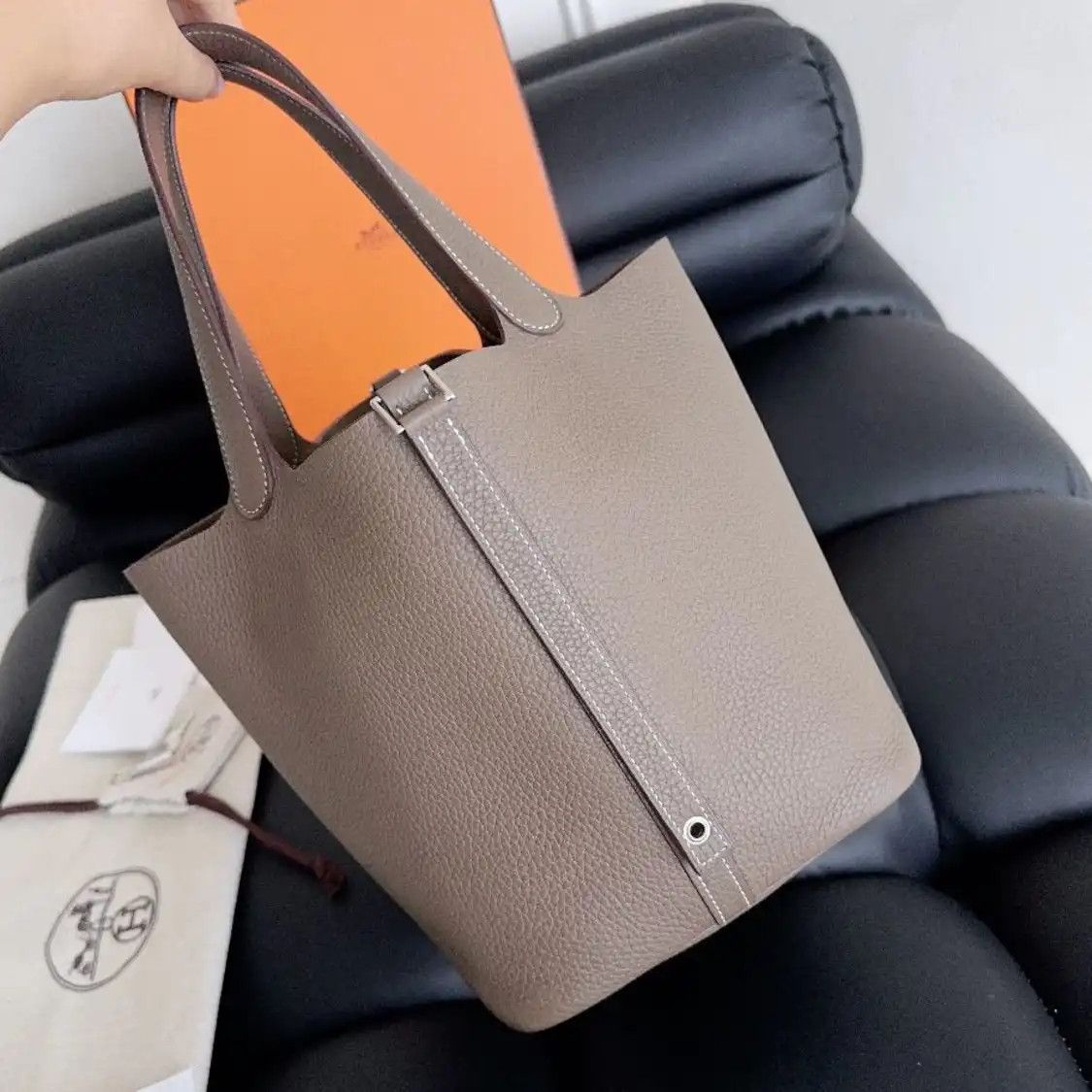 Hermes Hermes Picotin Lock 22 Etoupe Clemence cowhide leather picotin handbag silver ha Size ONE SIZE - 3 Thumbnail