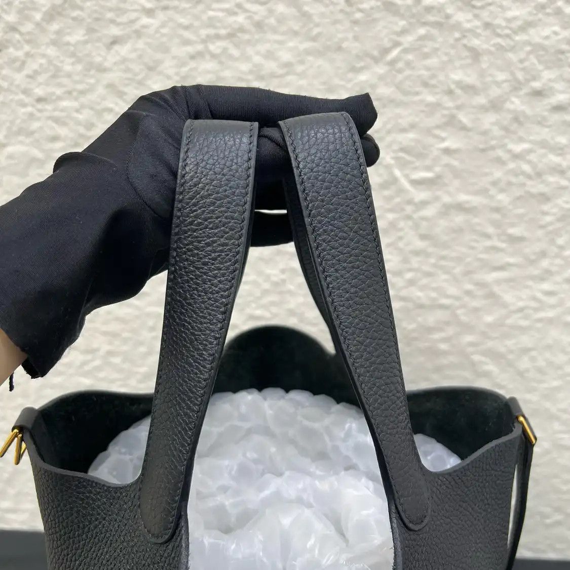 Hermes Hermes Picotin Lock 18 black Togo cowhide leather picotin handbag gold hardware Size ONE SIZE - 9 Thumbnail