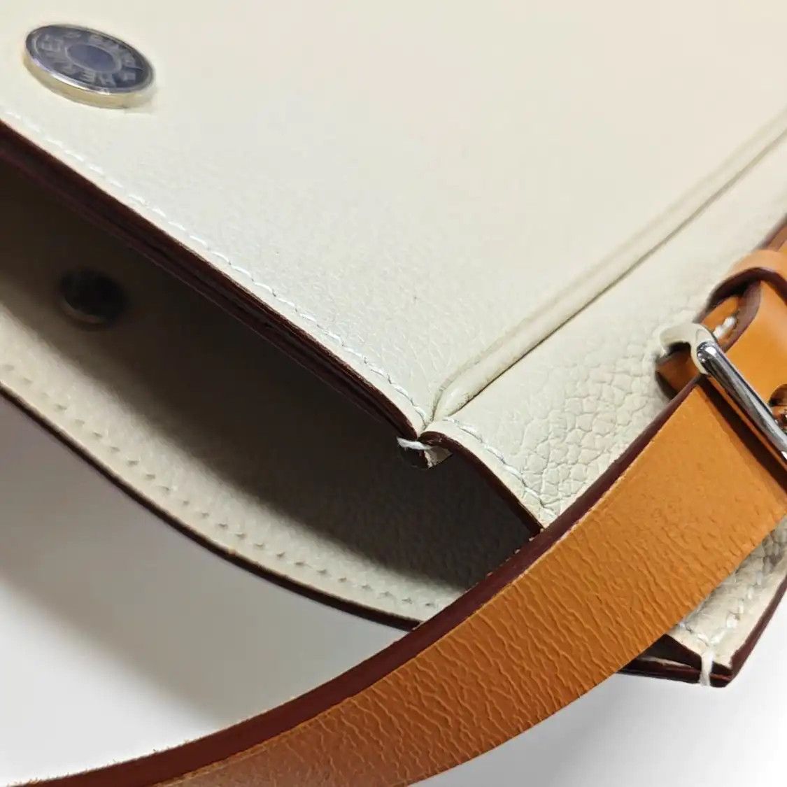 Hermes Hermes Perspective Cavaliere 19 milkshake white Clemence cowhide leather shoulde Size ONE SIZE - 10 Thumbnail