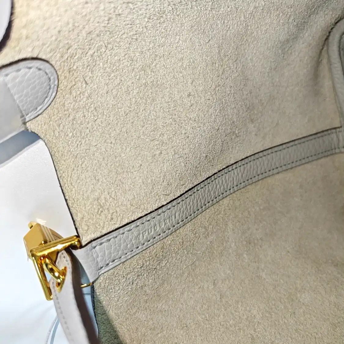 Hermes Hermes Picotin Lock 18 Bleu Brume Clemence cowhide leather picotin handbag gold Size ONE SIZE - 13 Thumbnail