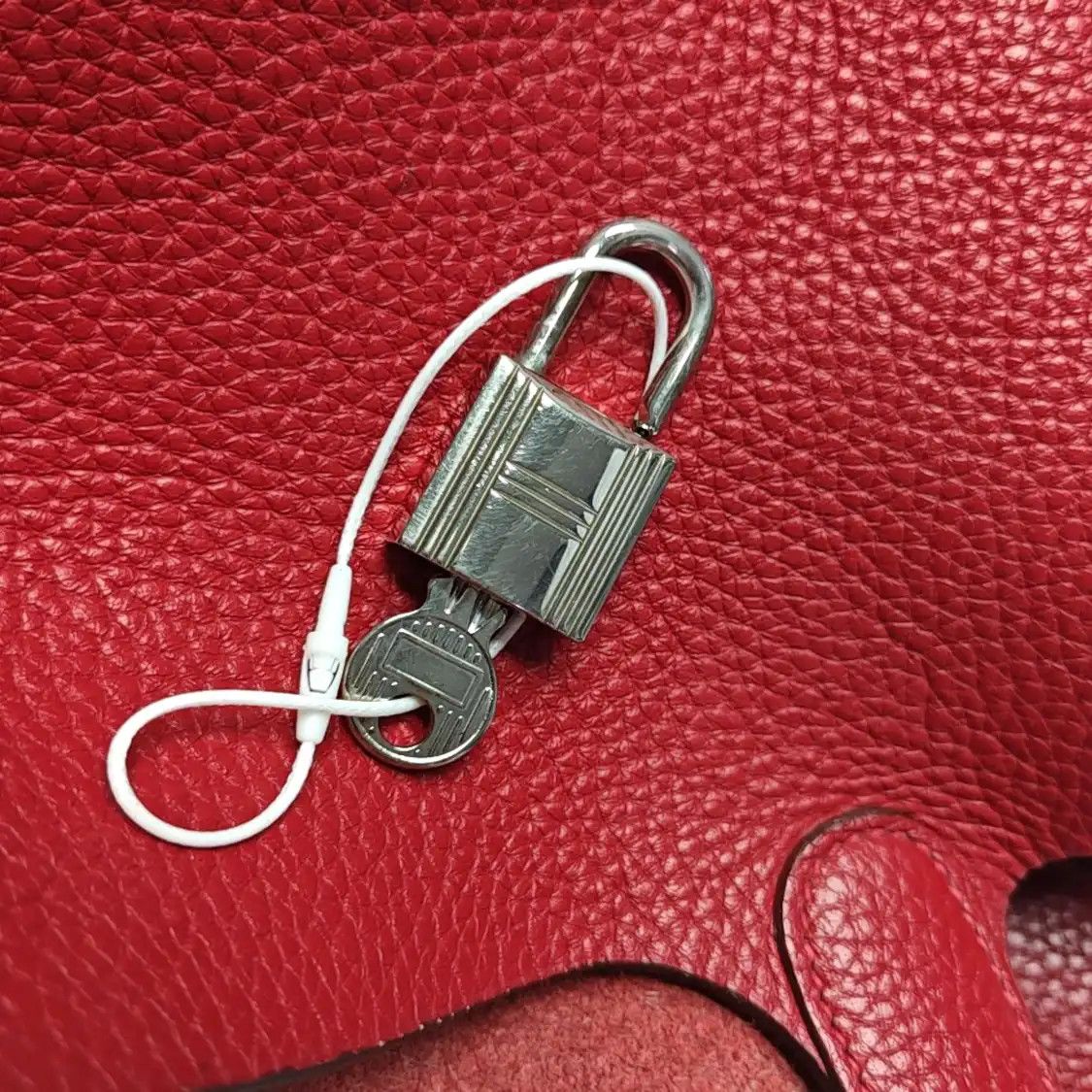Hermes Hermes Picotin Lock 18 Rouge Clemence cowhide leather picotin handbag silver har Size ONE SIZE - 17 Thumbnail