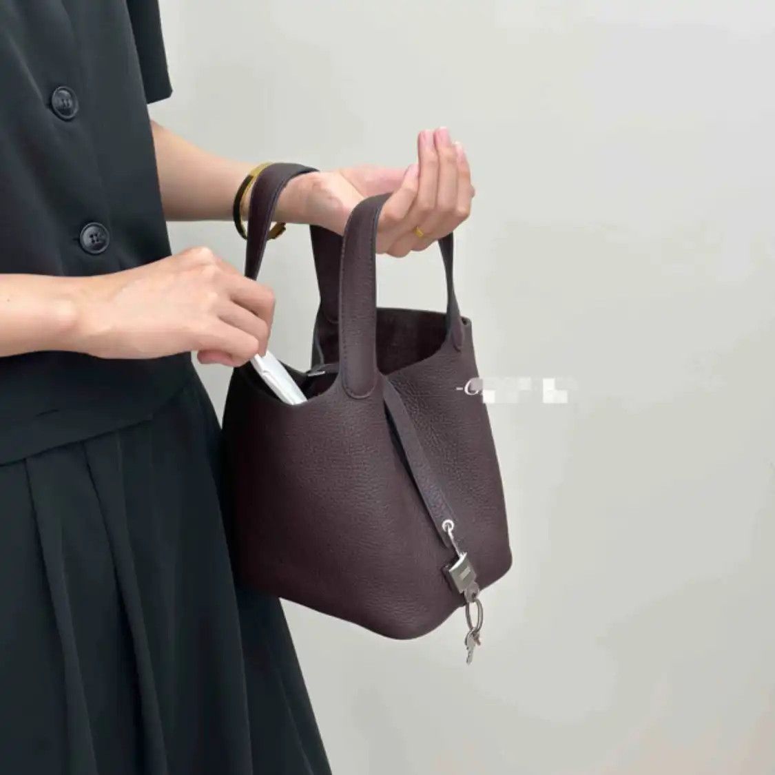 Hermes Hermes Picotin Lock 18 ebonycowhide leather handbag silver hardware B Size ONE SIZE - 8 Thumbnail