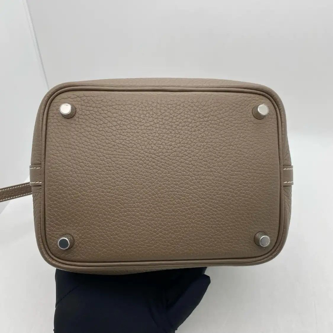 Hermes Hermes Picotin Lock 18 Etoupe Clemence cowhide leather picotin handbag silver ha Size ONE SIZE - 5 Thumbnail